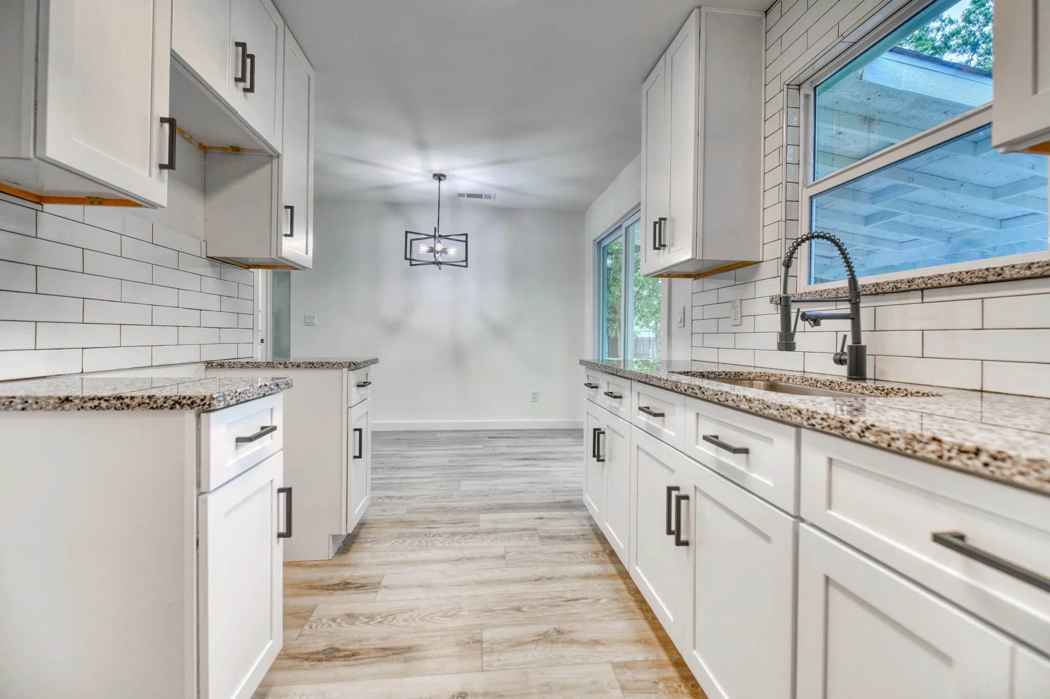 Single Family Residence For Sale in Dallas County , 10020 Homeplace Drive, Dallas, Texas 75217, 4 Bedroom, 2 Bathroom, Garage spaces, 1,196 Sqft, built in 1970, mls#21297989, Real Estate Agent in Dallas, Homes For Sale in Dallas county, Homes For Sale in Dallas, Realtor in Dallas Texas, Real Estate Brokerage Independent Realty Texas, Luminita Cordes Realtor