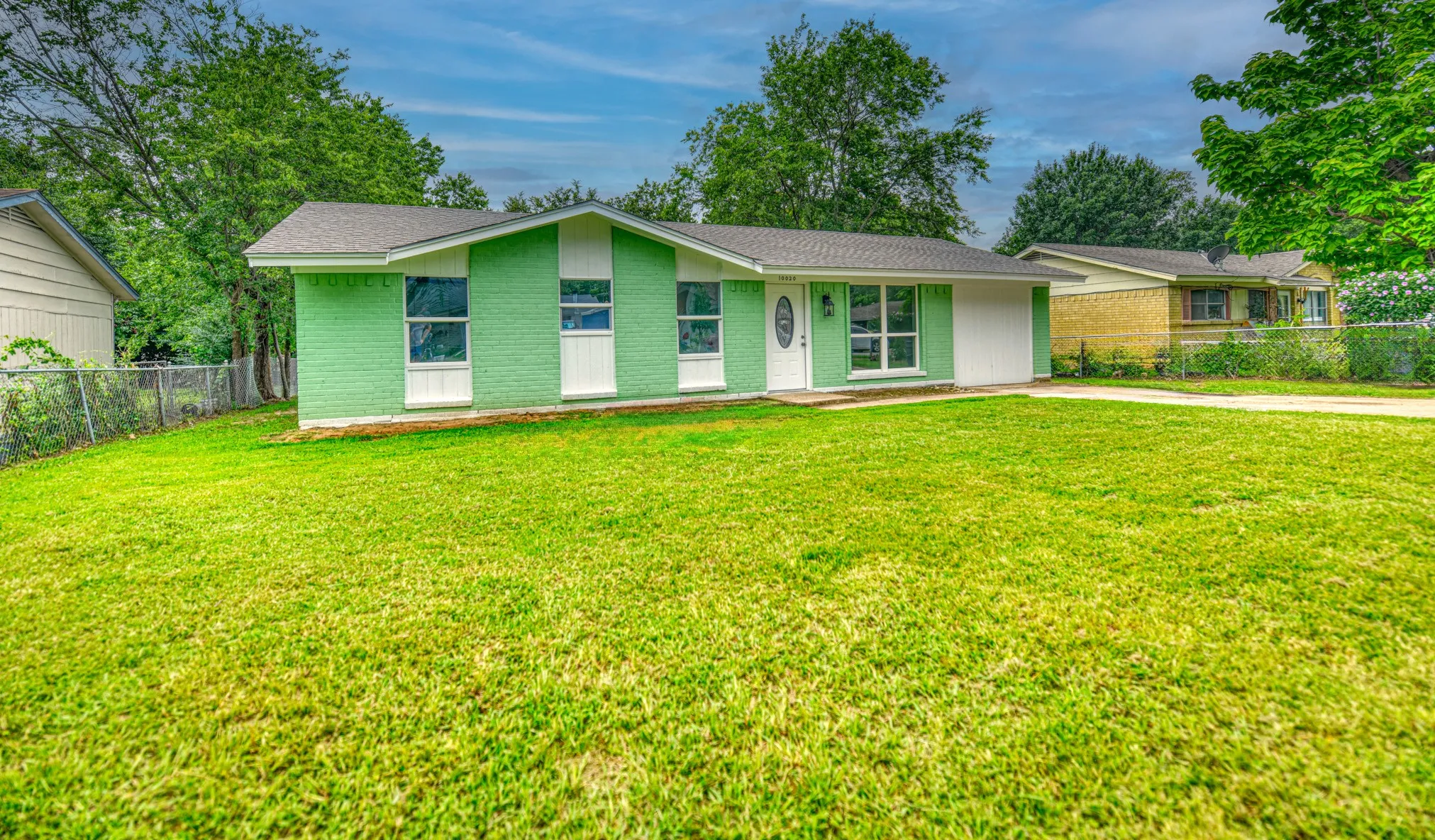 Single Family Residence For Sale in Dallas County , 10020 Homeplace Drive, Dallas, Texas 75217, 4 Bedroom, 2 Bathroom, Garage spaces, 1,196 Sqft, built in 1970, mls#21297989, Real Estate Agent in Dallas, Homes For Sale in Dallas county, Homes For Sale in Dallas, Realtor in Dallas Texas, Real Estate Brokerage Independent Realty Texas, Luminita Cordes Realtor
