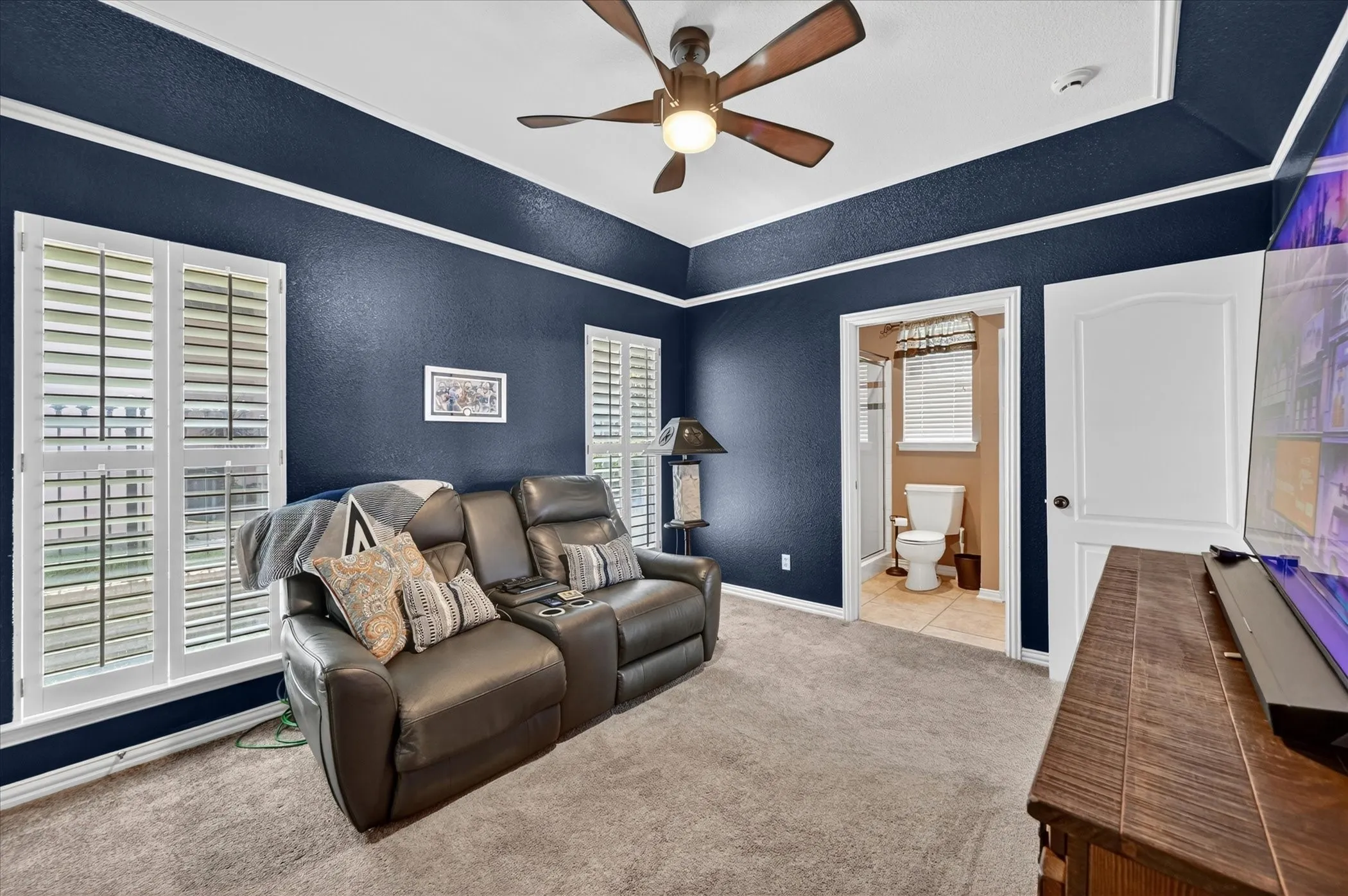 Single Family Residence For Sale in Tarrant County , 1411 Danbury Drive, Mansfield, Texas 76063, 5 Bedroom, 4 Bathroom, 3 Garage spaces, 3,403 Sqft, built in 1996, mls#21297190, Real Estate Agent in Mansfield, Homes For Sale in Tarrant county, Homes For Sale in Mansfield, Realtor in Mansfield Texas, Real Estate Brokerage Independent Realty Texas, Luminita Cordes Realtor