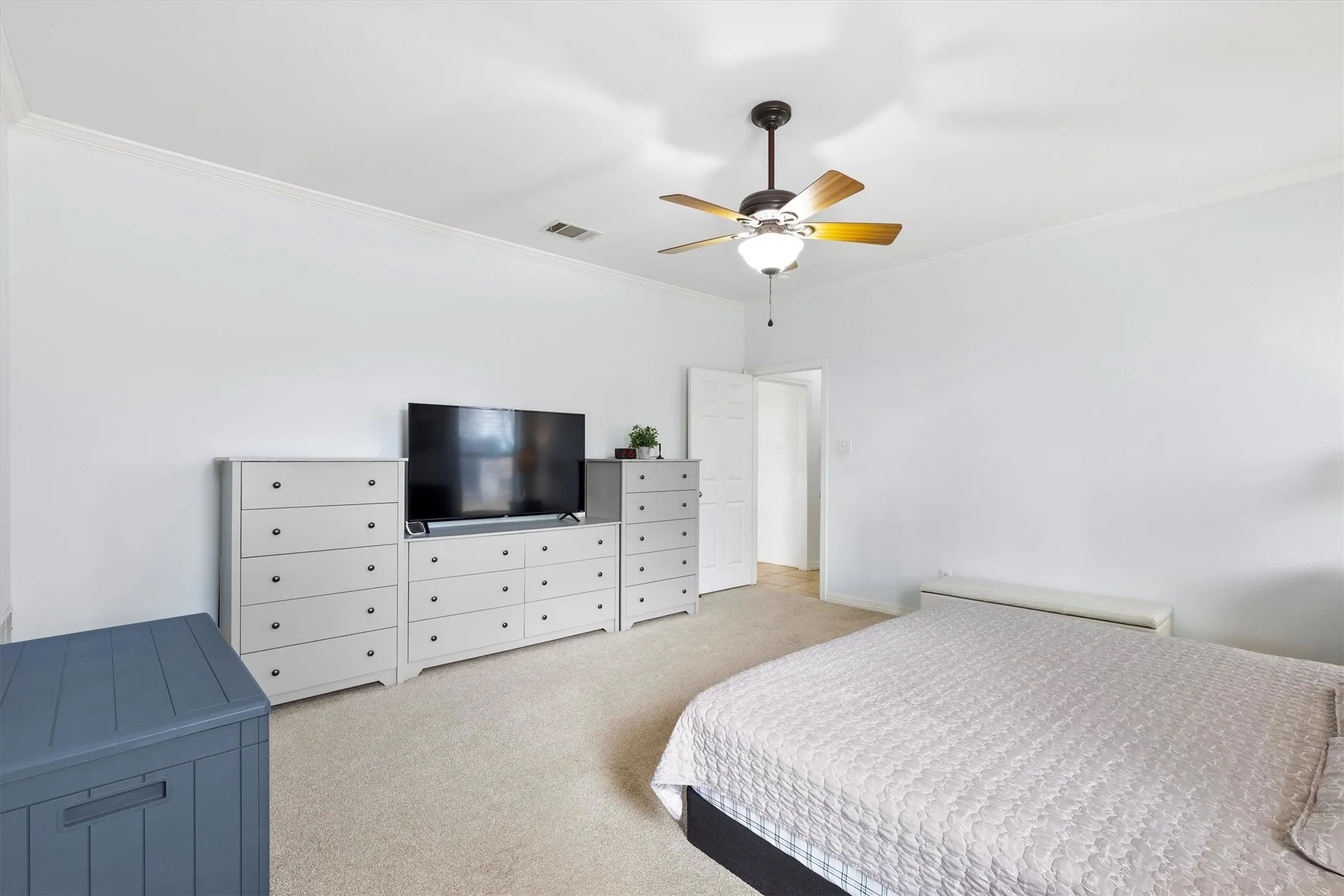 Single Family Residence For Sale in Kaufman County , 10123 W Clover Lane, Forney, Texas 75126, 4 Bedroom, 2 Bathroom, 3 Garage spaces, 2,718 Sqft, built in 1998, mls#21297999, Real Estate Agent in Forney, Homes For Sale in Kaufman county, Homes For Sale in Forney, Realtor in Forney Texas, Real Estate Brokerage Independent Realty Texas, Luminita Cordes Realtor