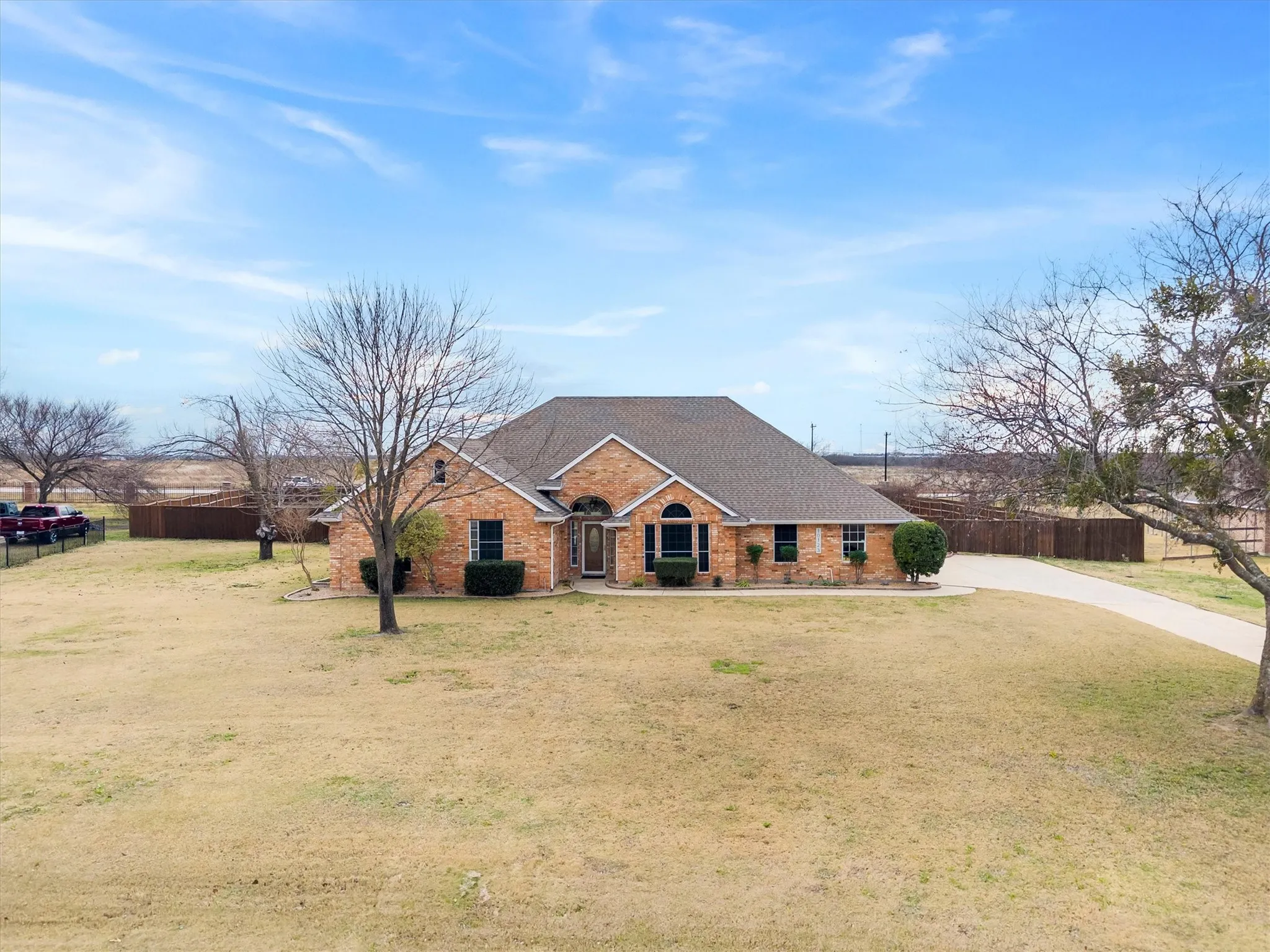 Single Family Residence For Sale in Kaufman County , 10123 W Clover Lane, Forney, Texas 75126, 4 Bedroom, 2 Bathroom, 3 Garage spaces, 2,718 Sqft, built in 1998, mls#21297999, Real Estate Agent in Forney, Homes For Sale in Kaufman county, Homes For Sale in Forney, Realtor in Forney Texas, Real Estate Brokerage Independent Realty Texas, Luminita Cordes Realtor