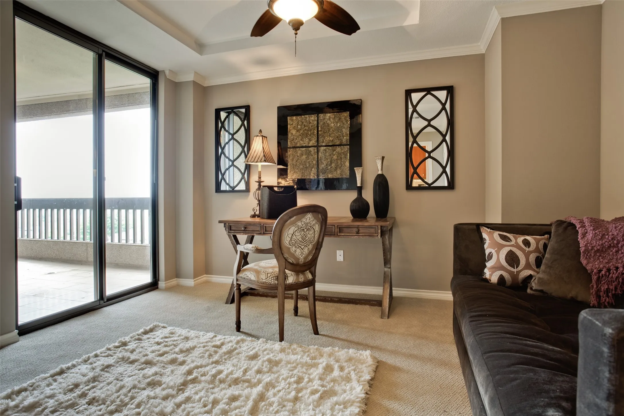 Condominium For Sale in Dallas County , 5909 Luther Lane 808, Dallas, Texas 75225, 2 Bedroom, 2 Bathroom, 2 Garage spaces, 1,436 Sqft, built in 1983, mls#21298013, Real Estate Agent in Dallas, Homes For Sale in Dallas county, Homes For Sale in Dallas, Realtor in Dallas Texas, Real Estate Brokerage Independent Realty Texas, Luminita Cordes Realtor