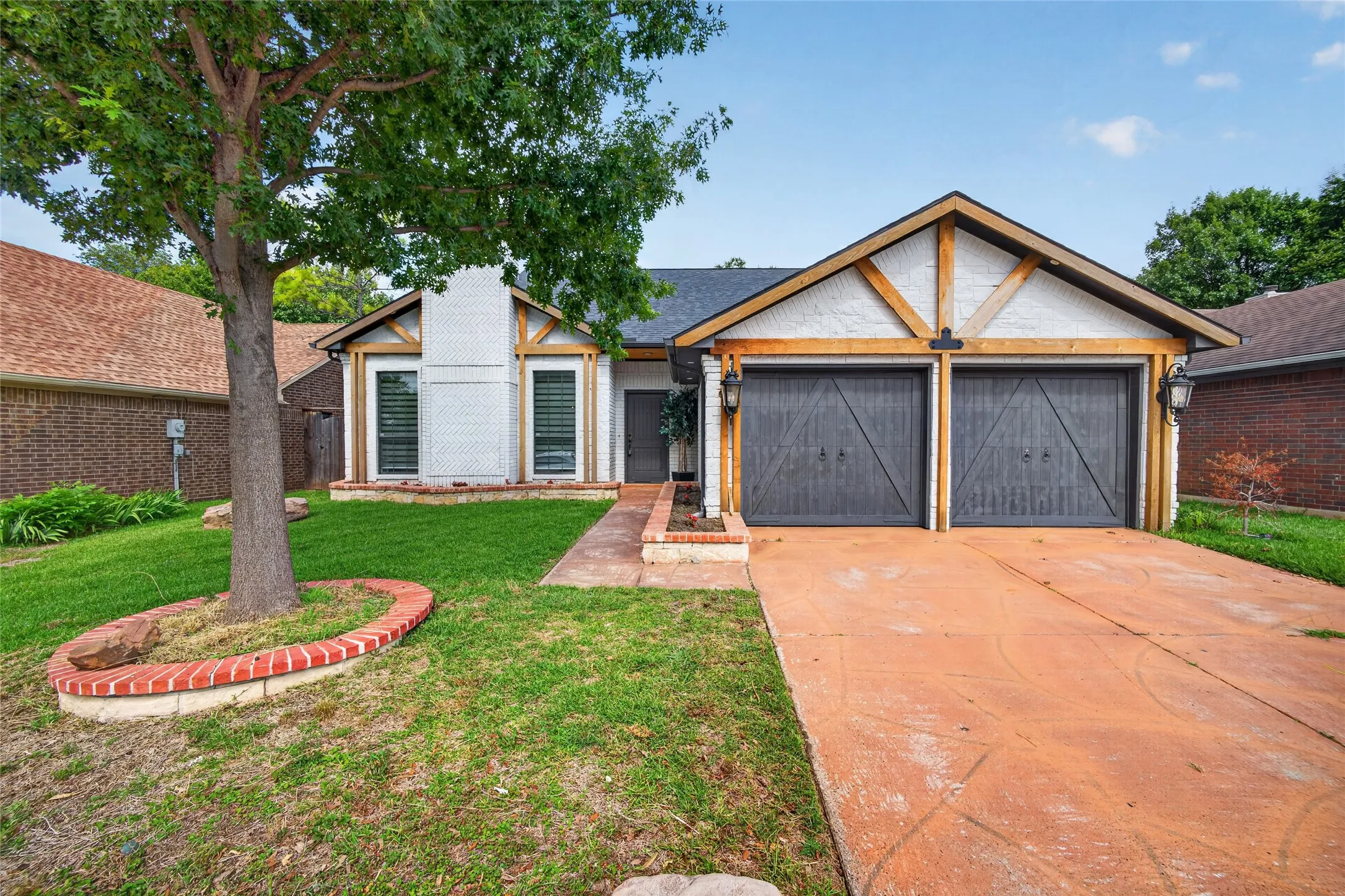 Single Family Residence For Sale in Dallas County , 6928 Mountain Cedar Lane, Dallas, Texas 75236, 3 Bedroom, 2 Bathroom, 2 Garage spaces, 1,713 Sqft, built in 1987, mls#21298050, Real Estate Agent in Dallas, Homes For Sale in Dallas county, Homes For Sale in Dallas, Realtor in Dallas Texas, Real Estate Brokerage Independent Realty Texas, Luminita Cordes Realtor