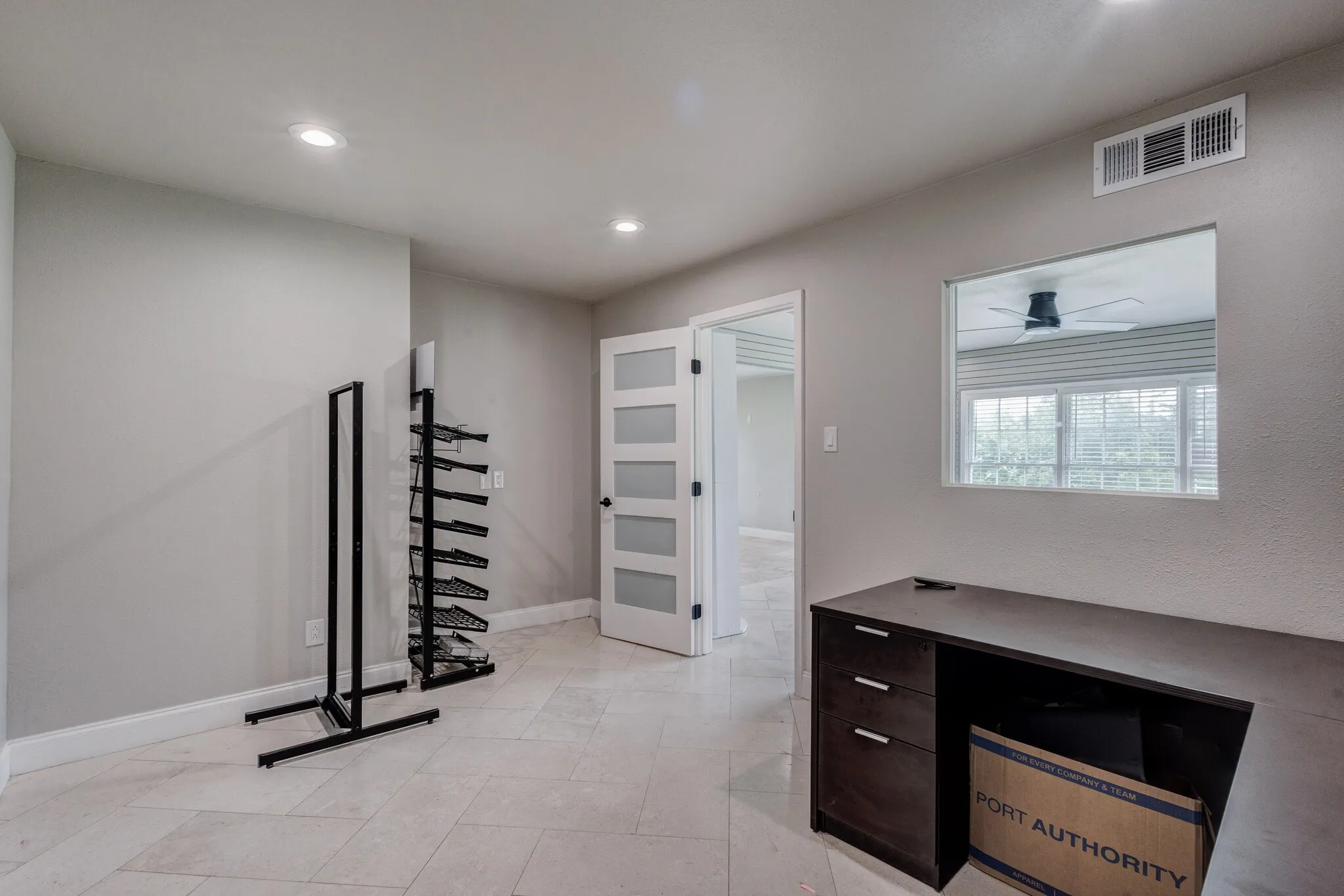 Office For Rent in Collin County , 4877 Sam Rayburn Highway, Anna, Texas 75409, 0, 0, Garage spaces, 0 Sqft, built in 1960, Price $6,800, mls#21298084, Real Estate Agent in Anna, Homes For Rent in Collin county, Homes For Rent in Anna, Realtor in Anna Texas, Real Estate Brokerage Independent Realty Texas, Luminita Cordes Realtor