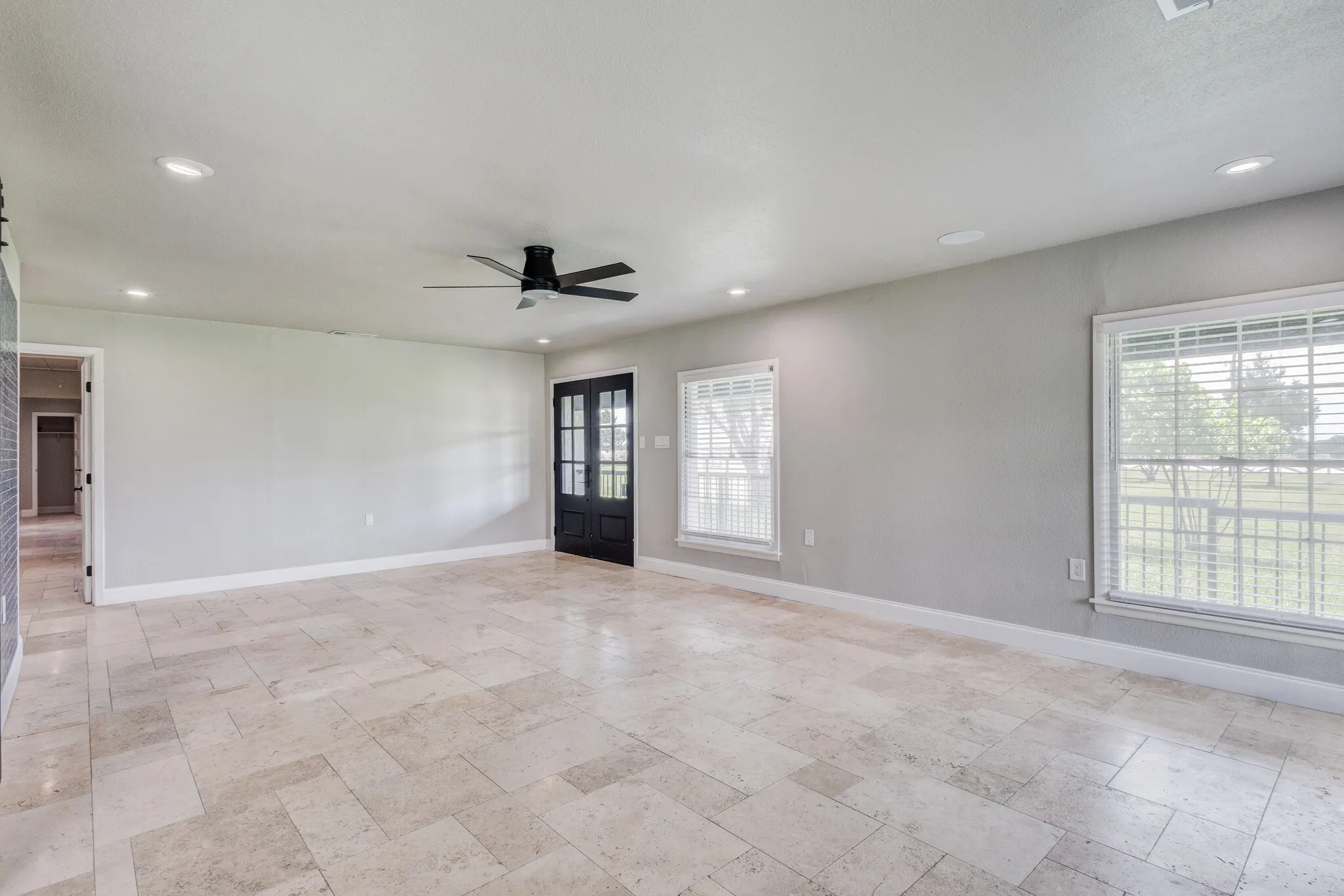 Office For Rent in Collin County , 4877 Sam Rayburn Highway, Anna, Texas 75409, 0, 0, Garage spaces, 0 Sqft, built in 1960, Price $6,800, mls#21298084, Real Estate Agent in Anna, Homes For Rent in Collin county, Homes For Rent in Anna, Realtor in Anna Texas, Real Estate Brokerage Independent Realty Texas, Luminita Cordes Realtor