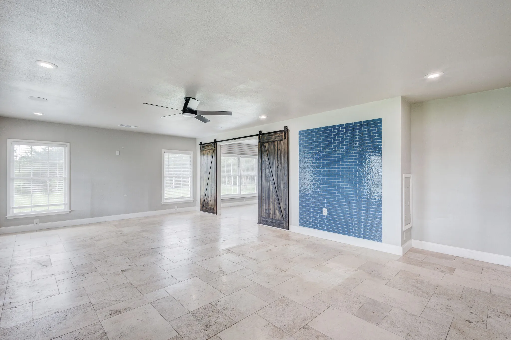 Office For Rent in Collin County , 4877 Sam Rayburn Highway, Anna, Texas 75409, 0, 0, Garage spaces, 0 Sqft, built in 1960, Price $6,800, mls#21298084, Real Estate Agent in Anna, Homes For Rent in Collin county, Homes For Rent in Anna, Realtor in Anna Texas, Real Estate Brokerage Independent Realty Texas, Luminita Cordes Realtor