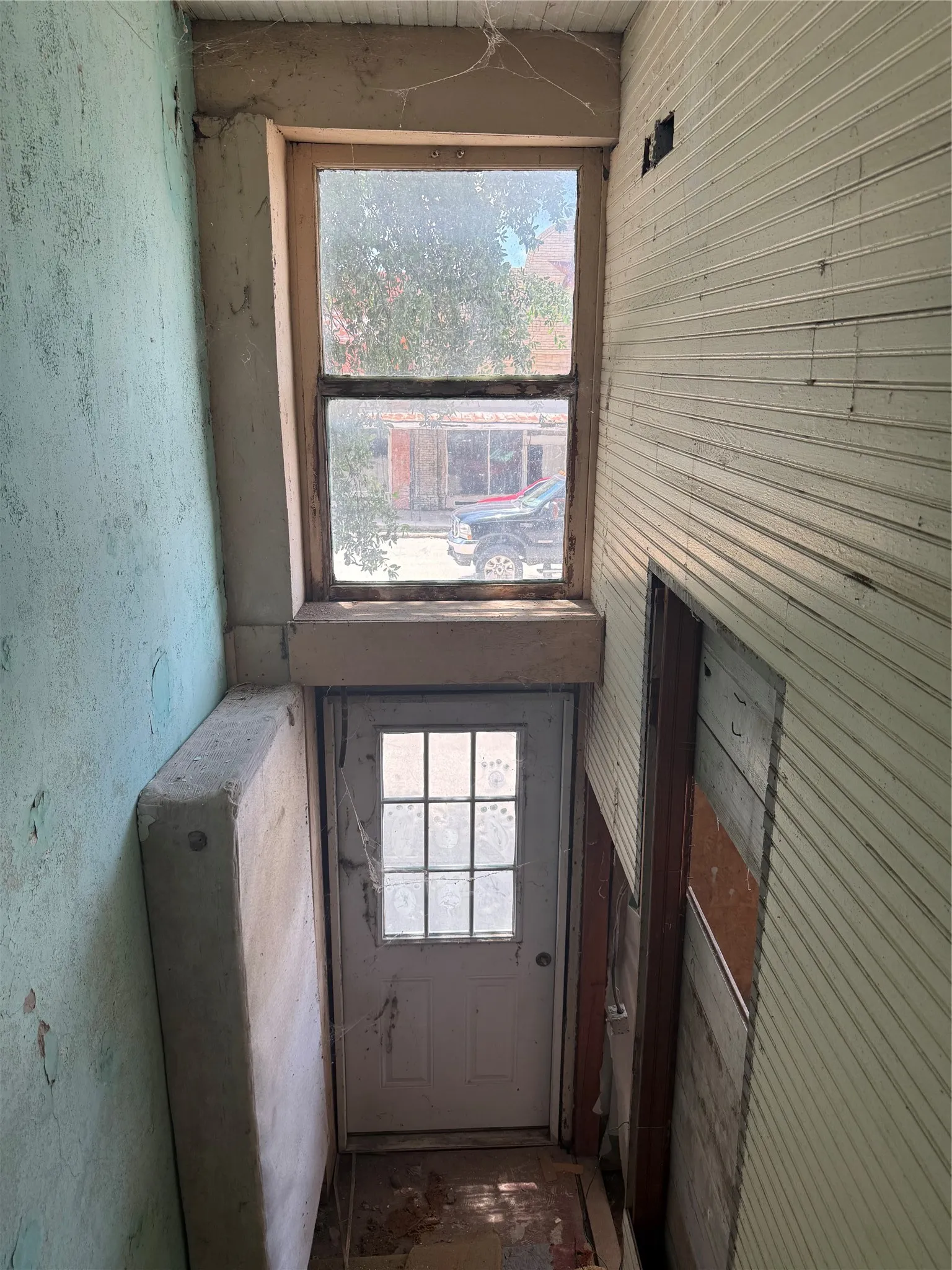Retail For Sale in Falls County , 324 AVENUE C, Rosebud, Texas 76570, 0, 0, Garage spaces, 0 Sqft, built in 1920, mls#21296897, Real Estate Agent in Rosebud, Homes For Sale in Falls county, Homes For Sale in Rosebud, Realtor in Rosebud Texas, Real Estate Brokerage Independent Realty Texas, Luminita Cordes Realtor