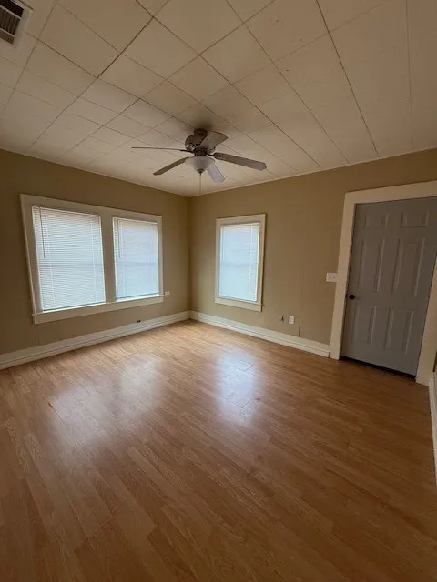 Single Family Residence For Rent in Leon County , 642 N Love Street, Oakwood, Texas 75855, 3 Bedroom, 2 Bathroom, Garage spaces, 1,500 Sqft, built in 1973, mls#21298076, Real Estate Agent in Oakwood, Homes For Rent in Leon county, Homes For Rent in Oakwood, Realtor in Oakwood Texas, Real Estate Brokerage Independent Realty Texas, Luminita Cordes Realtor