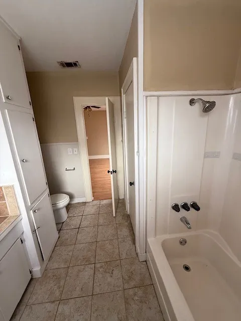 Single Family Residence For Rent in Leon County , 642 N Love Street, Oakwood, Texas 75855, 3 Bedroom, 2 Bathroom, Garage spaces, 1,500 Sqft, built in 1973, mls#21298076, Real Estate Agent in Oakwood, Homes For Rent in Leon county, Homes For Rent in Oakwood, Realtor in Oakwood Texas, Real Estate Brokerage Independent Realty Texas, Luminita Cordes Realtor
