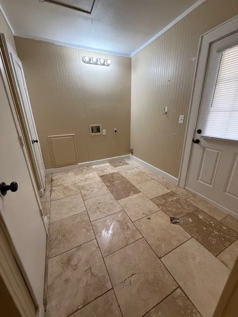 Single Family Residence For Rent in Leon County , 642 N Love Street, Oakwood, Texas 75855, 3 Bedroom, 2 Bathroom, Garage spaces, 1,500 Sqft, built in 1973, mls#21298076, Real Estate Agent in Oakwood, Homes For Rent in Leon county, Homes For Rent in Oakwood, Realtor in Oakwood Texas, Real Estate Brokerage Independent Realty Texas, Luminita Cordes Realtor