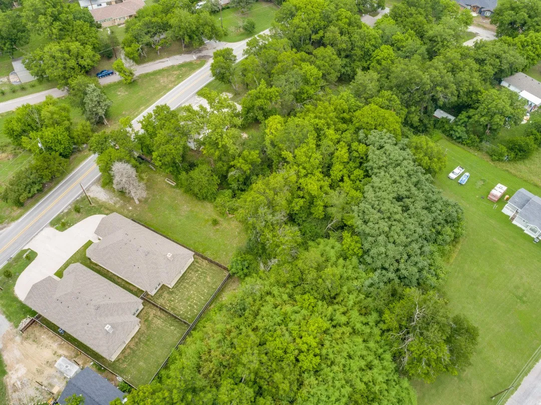 Unimproved Land For Sale in Grayson County , 931 E Jefferson Street, Van Alstyne, Texas 75495, 0, 0, Garage spaces, 0 Sqft, built in 0, Price $137,500, mls#21294684, Real Estate Agent in Van Alstyne, Homes For Sale in Grayson county, Homes For Sale in Van Alstyne, Realtor in Van Alstyne Texas, Real Estate Brokerage Independent Realty Texas, Luminita Cordes Realtor