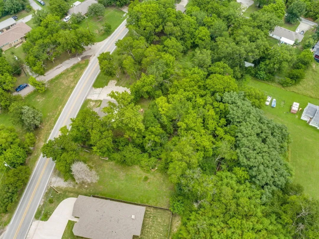 Unimproved Land For Sale in Grayson County , 931 E Jefferson Street, Van Alstyne, Texas 75495, 0, 0, Garage spaces, 0 Sqft, built in 0, Price $137,500, mls#21294684, Real Estate Agent in Van Alstyne, Homes For Sale in Grayson county, Homes For Sale in Van Alstyne, Realtor in Van Alstyne Texas, Real Estate Brokerage Independent Realty Texas, Luminita Cordes Realtor