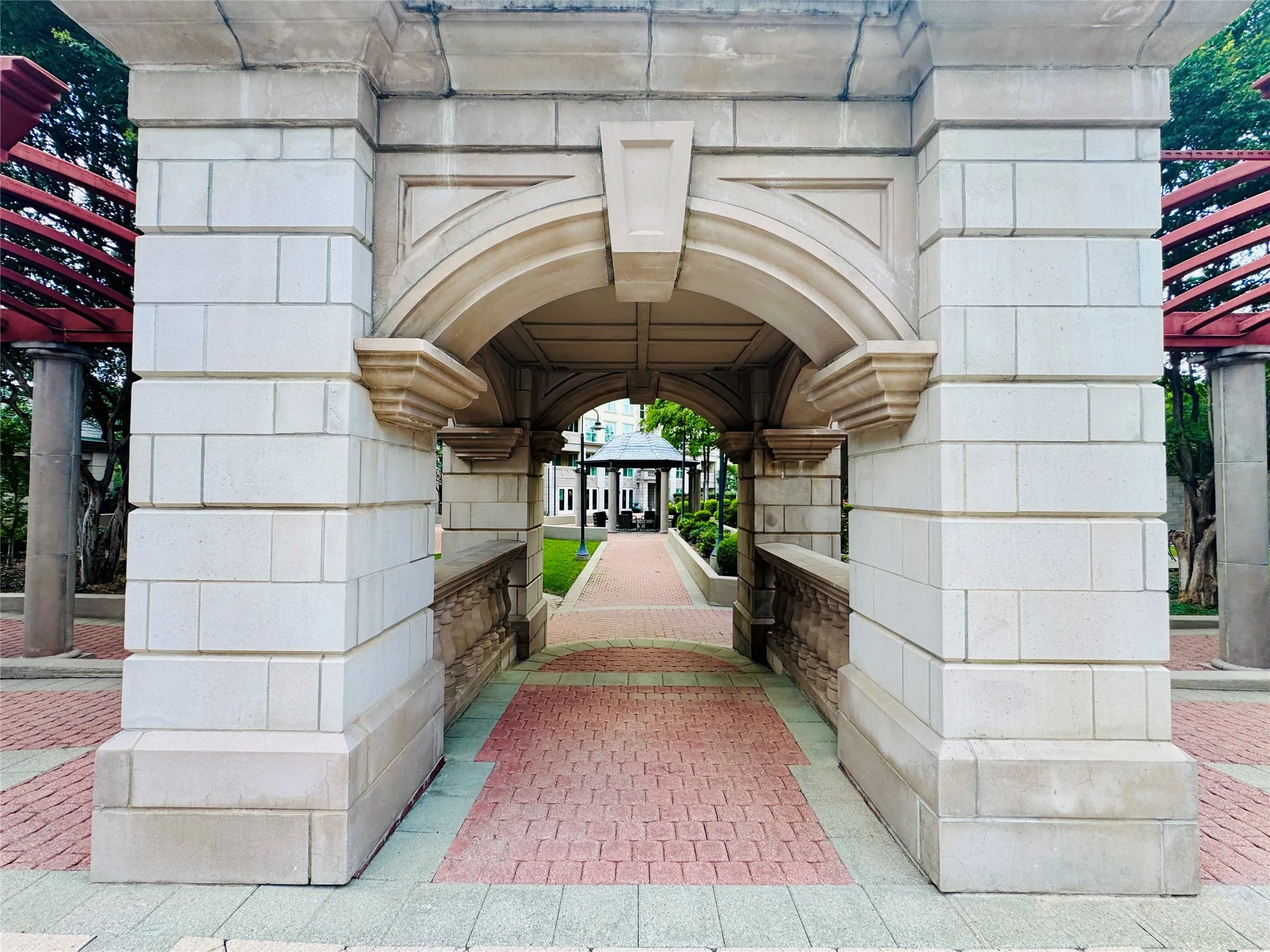 Condominium For Sale in Dallas County , 3401 Lee Parkway 1906, Dallas, Texas 75219, 2 Bedroom, 3 Bathroom, 2 Garage spaces, 2,308 Sqft, built in 1998, mls#21289443, Real Estate Agent in Dallas, Homes For Sale in Dallas county, Homes For Sale in Dallas, Realtor in Dallas Texas, Real Estate Brokerage Independent Realty Texas, Luminita Cordes Realtor
