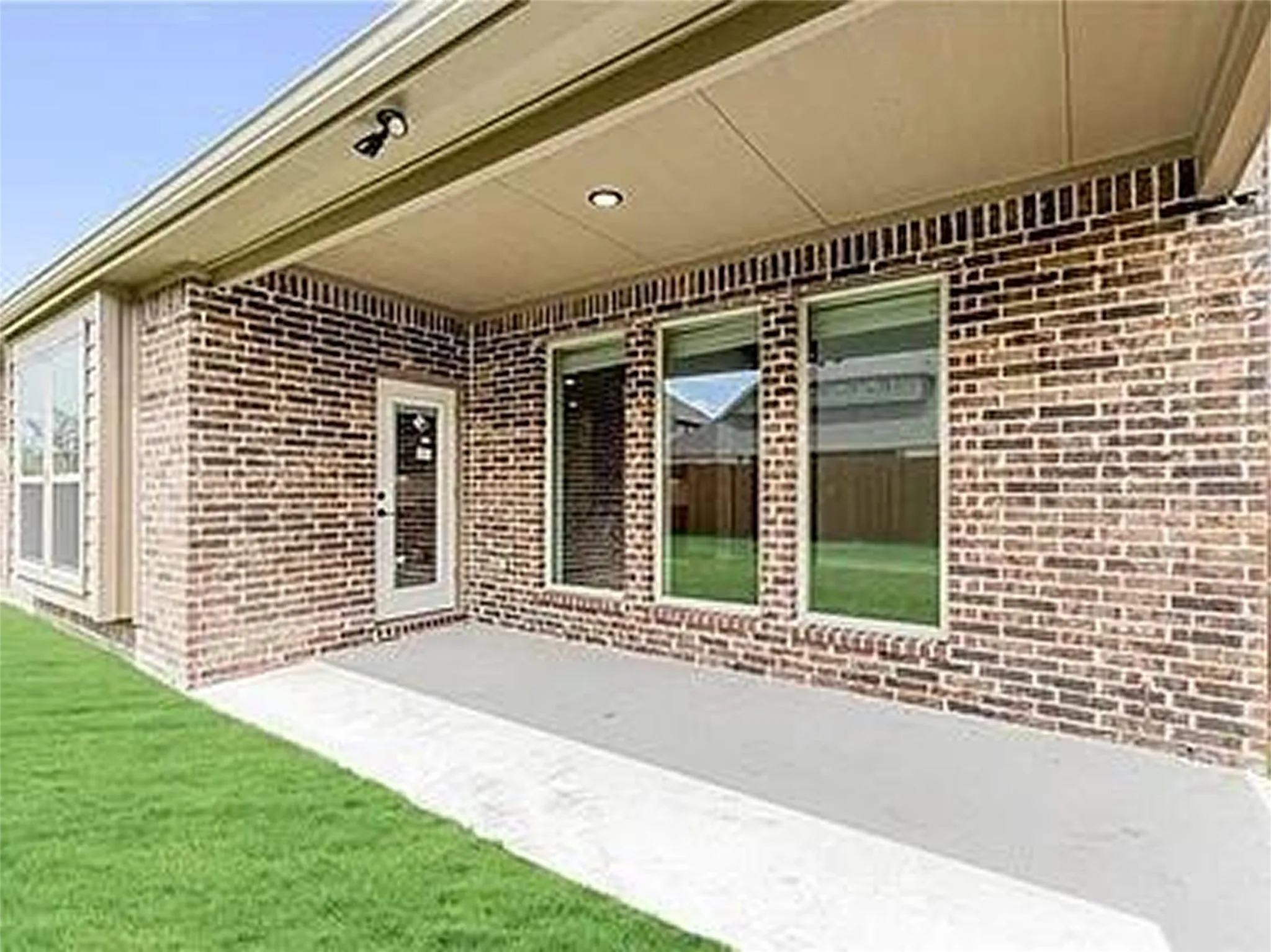 Single Family Residence For Rent in Collin County , 1012 Ridgehurst Road, Melissa, Texas 75454, 5 Bedroom, 3 Bathroom, 2 Garage spaces, 3,532 Sqft, built in 2024, mls#21298123, Real Estate Agent in Melissa, Homes For Rent in Collin county, Homes For Rent in Melissa, Realtor in Melissa Texas, Real Estate Brokerage Independent Realty Texas, Luminita Cordes Realtor