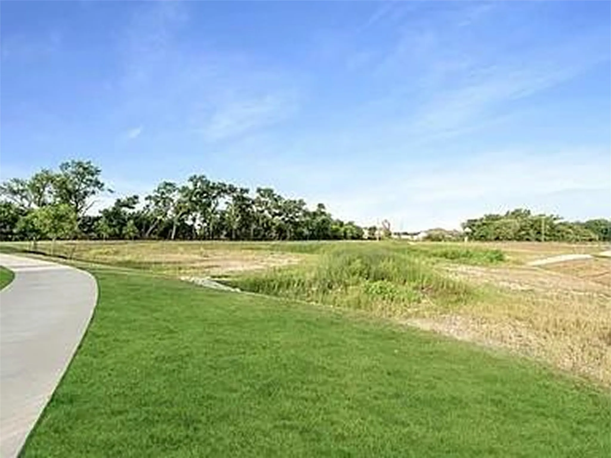 Single Family Residence For Rent in Collin County , 1012 Ridgehurst Road, Melissa, Texas 75454, 5 Bedroom, 3 Bathroom, 2 Garage spaces, 3,532 Sqft, built in 2024, mls#21298123, Real Estate Agent in Melissa, Homes For Rent in Collin county, Homes For Rent in Melissa, Realtor in Melissa Texas, Real Estate Brokerage Independent Realty Texas, Luminita Cordes Realtor