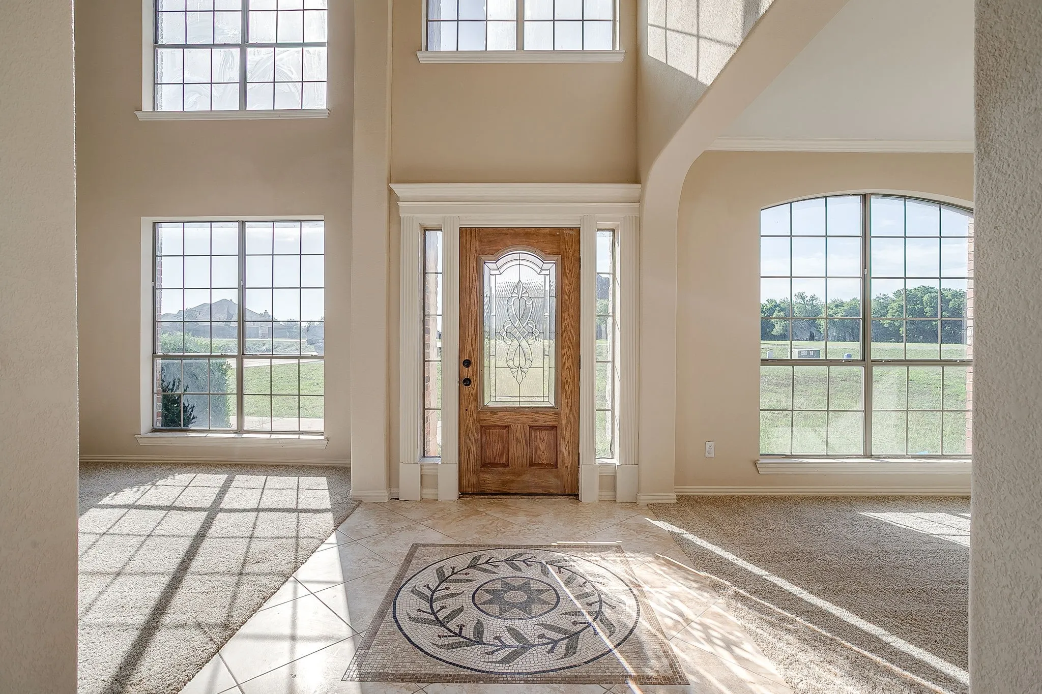Single Family Residence For Sale in Hood County , 1802 Yucatan Drive, Granbury, Texas 76048, 5 Bedrooms, 4 Bathrooms, 2 Garage spaces, 4,034 Sqft, built in 2007, Price $899,000, mls#21281663, Real Estate Agent in Granbury, Homes For Sale in Hood county, Homes For Sale in Granbury, Realtor in Granbury Texas, Real Estate Brokerage Independent Realty Texas, Luminita Cordes Realtor