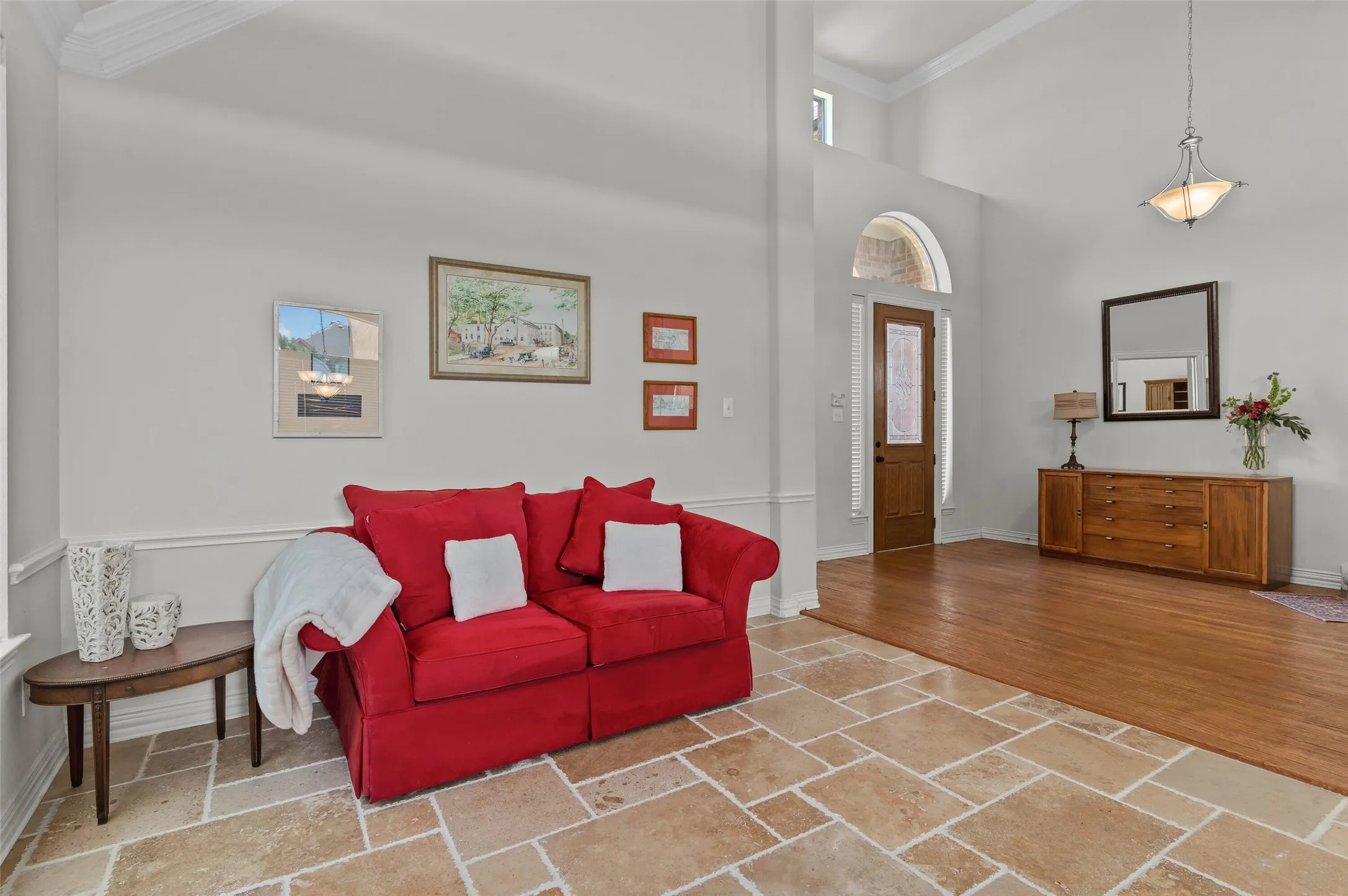 Single Family Residence For Sale in Denton County , 1100 Durango Circle, Shady Shores, Texas 76208, 4 Bedroom, 5 Bathroom, 3 Garage spaces, 4,001 Sqft, built in 2005, Price $698,000, mls#21298138, Real Estate Agent in Shady Shores, Homes For Sale in Denton county, Homes For Sale in Shady Shores, Realtor in Shady Shores Texas, Real Estate Brokerage Independent Realty Texas, Luminita Cordes Realtor