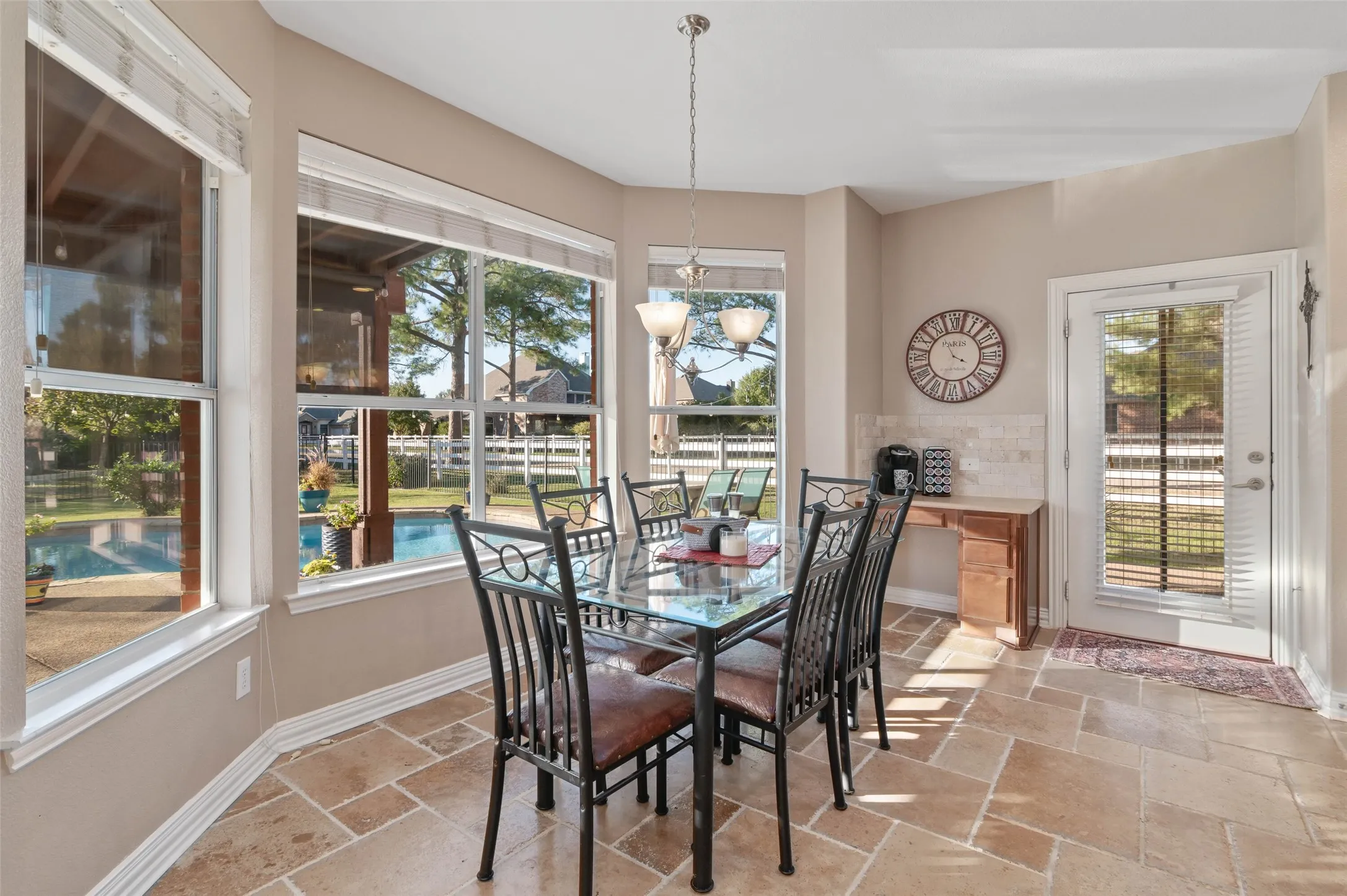 Single Family Residence For Sale in Denton County , 1100 Durango Circle, Shady Shores, Texas 76208, 4 Bedroom, 5 Bathroom, 3 Garage spaces, 4,001 Sqft, built in 2005, Price $698,000, mls#21298138, Real Estate Agent in Shady Shores, Homes For Sale in Denton county, Homes For Sale in Shady Shores, Realtor in Shady Shores Texas, Real Estate Brokerage Independent Realty Texas, Luminita Cordes Realtor