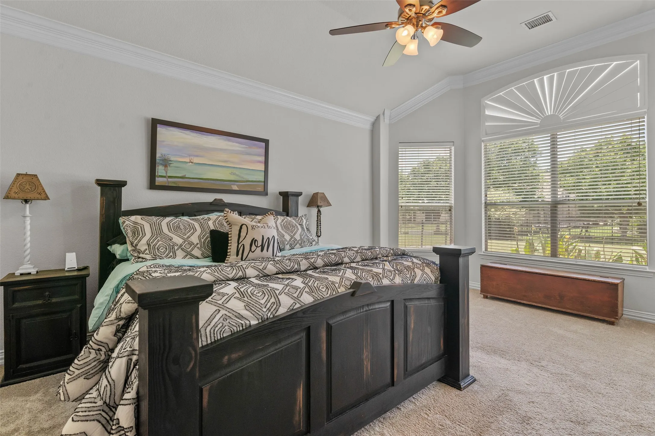 Single Family Residence For Sale in Denton County , 1100 Durango Circle, Shady Shores, Texas 76208, 4 Bedroom, 5 Bathroom, 3 Garage spaces, 4,001 Sqft, built in 2005, Price $698,000, mls#21298138, Real Estate Agent in Shady Shores, Homes For Sale in Denton county, Homes For Sale in Shady Shores, Realtor in Shady Shores Texas, Real Estate Brokerage Independent Realty Texas, Luminita Cordes Realtor