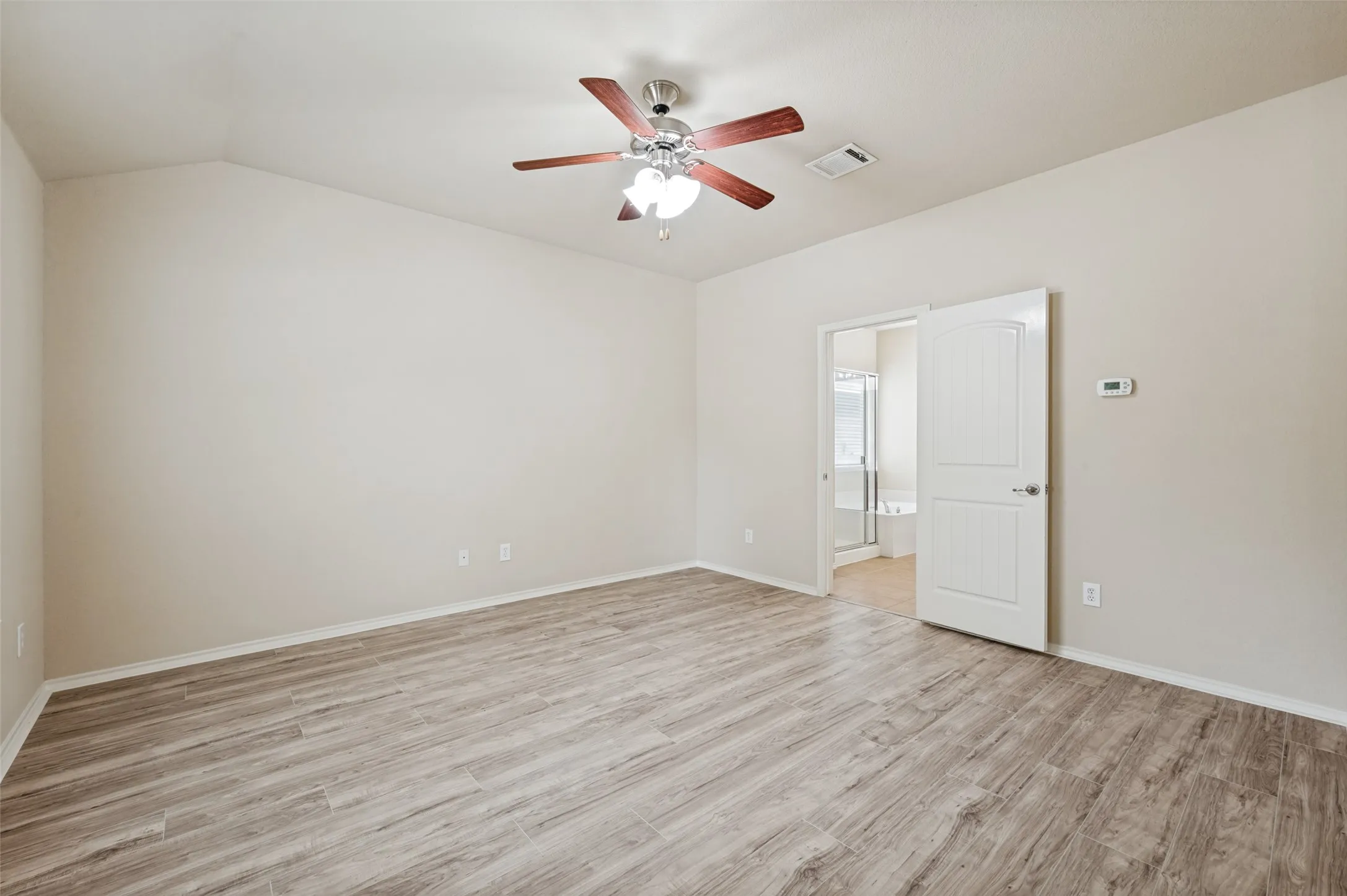Single Family Residence For Rent in Denton County , 9017 Eagle Drive, Providence Village, Texas 76227, 3 Bedroom, 2 Bathroom, 2 Garage spaces, 1,573 Sqft, built in 2011, mls#21292307, Real Estate Agent in Providence Village, Homes For Rent in Denton county, Homes For Rent in Providence Village, Realtor in Providence Village Texas, Real Estate Brokerage Independent Realty Texas, Luminita Cordes Realtor
