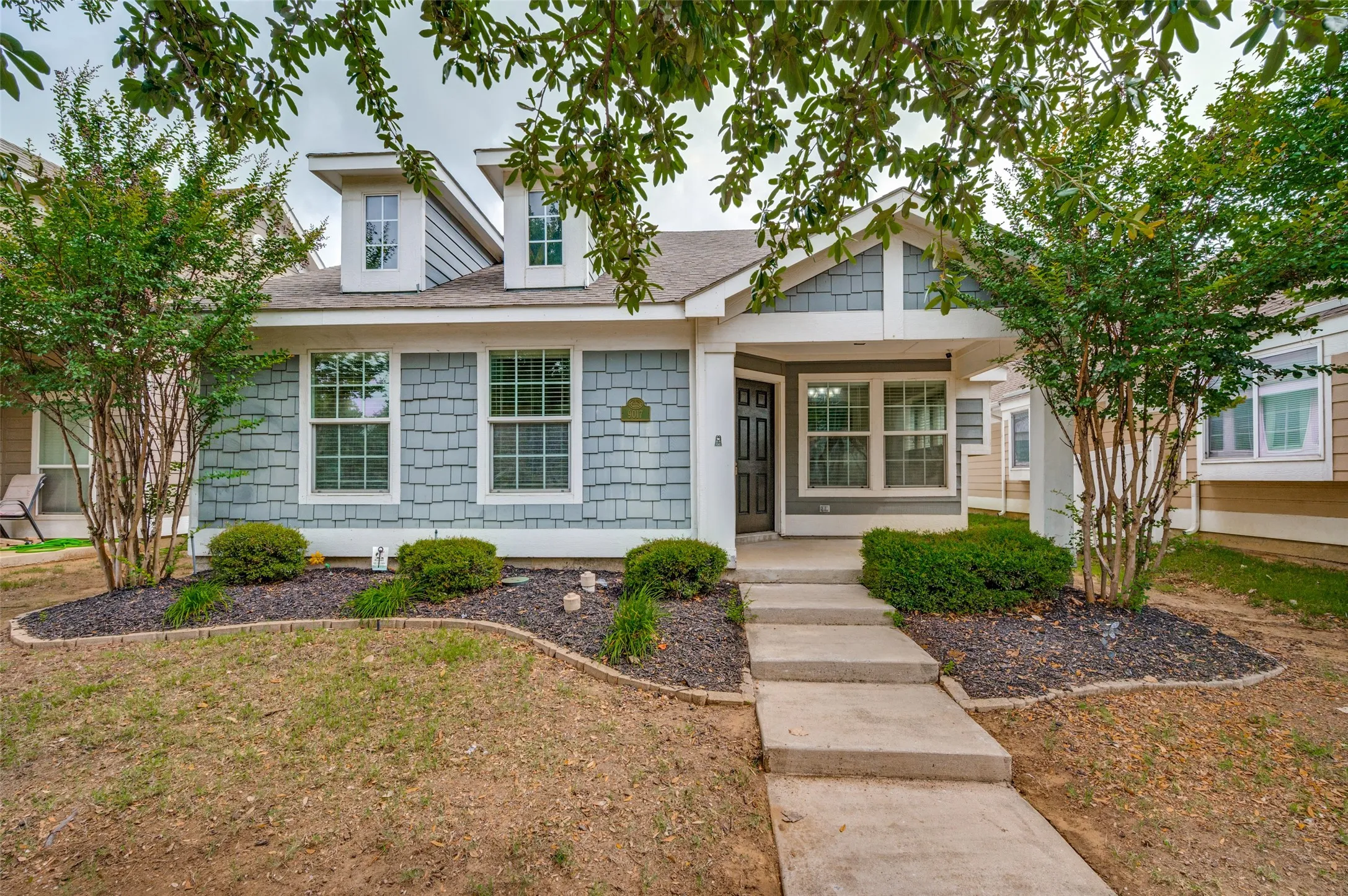 Single Family Residence For Rent in Denton County , 9017 Eagle Drive, Providence Village, Texas 76227, 3 Bedroom, 2 Bathroom, 2 Garage spaces, 1,573 Sqft, built in 2011, mls#21292307, Real Estate Agent in Providence Village, Homes For Rent in Denton county, Homes For Rent in Providence Village, Realtor in Providence Village Texas, Real Estate Brokerage Independent Realty Texas, Luminita Cordes Realtor