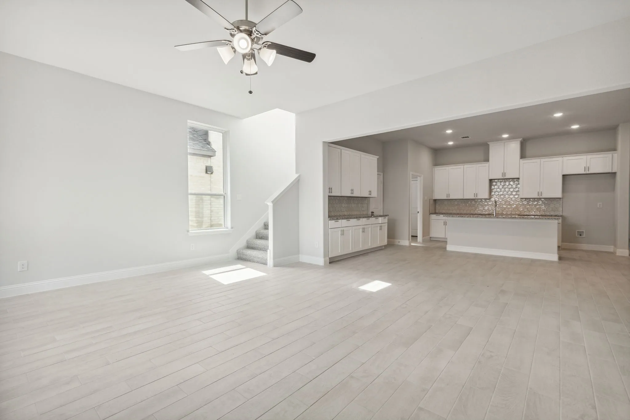 Single Family Residence For Sale in Collin County , 517 Hoot Owl Hill, Weston, Texas 75009, 3 Bedroom, 3 Bathroom, 2 Garage spaces, 3,039 Sqft, built in 2023, mls#21298158, Real Estate Agent in Weston, Homes For Sale in Collin county, Homes For Sale in Weston, Realtor in Weston Texas, Real Estate Brokerage Independent Realty Texas, Luminita Cordes Realtor