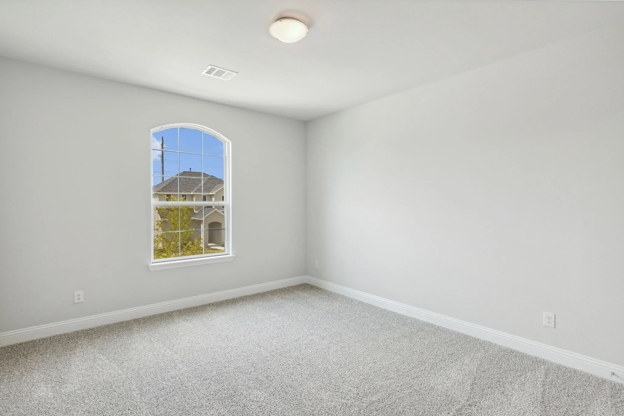 Single Family Residence For Sale in Collin County , 517 Hoot Owl Hill, Weston, Texas 75009, 3 Bedroom, 3 Bathroom, 2 Garage spaces, 3,039 Sqft, built in 2023, mls#21298158, Real Estate Agent in Weston, Homes For Sale in Collin county, Homes For Sale in Weston, Realtor in Weston Texas, Real Estate Brokerage Independent Realty Texas, Luminita Cordes Realtor