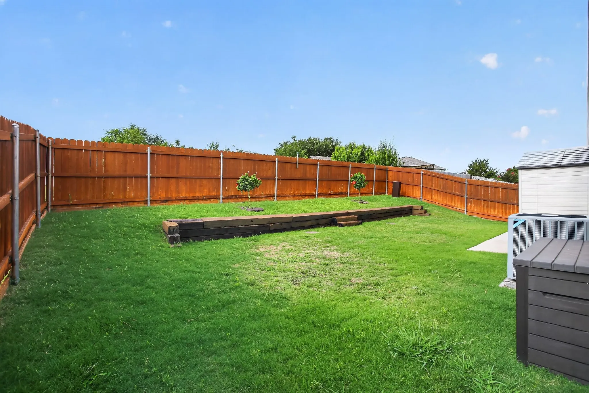 Single Family Residence For Sale in Tarrant County , 4140 Silverwood Trail, Fort Worth, Texas 76244, 4 Bedroom, 2 Bathroom, 2 Garage spaces, 1,830 Sqft, built in 2006, mls#21298167, Real Estate Agent in Fort Worth, Homes For Sale in Tarrant county, Homes For Sale in Fort Worth, Realtor in Fort Worth Texas, Real Estate Brokerage Independent Realty Texas, Luminita Cordes Realtor