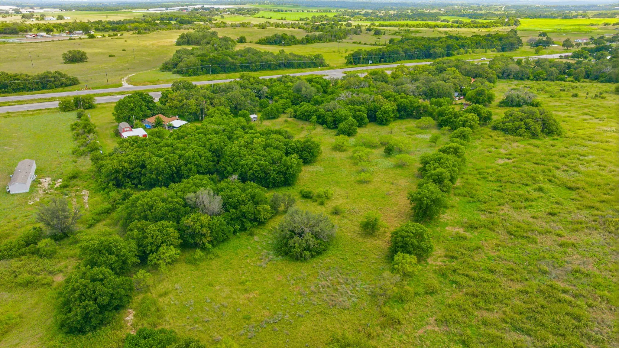 Single Family Residence For Sale in Erath County , 4106 Us-377, Dublin, Texas 76446, 6 Bedroom, 3 Bathroom, Garage spaces, 2,970 Sqft, built in 1983, mls#21298083, Real Estate Agent in Dublin, Homes For Sale in Erath county, Homes For Sale in Dublin, Realtor in Dublin Texas, Real Estate Brokerage Independent Realty Texas, Luminita Cordes Realtor
