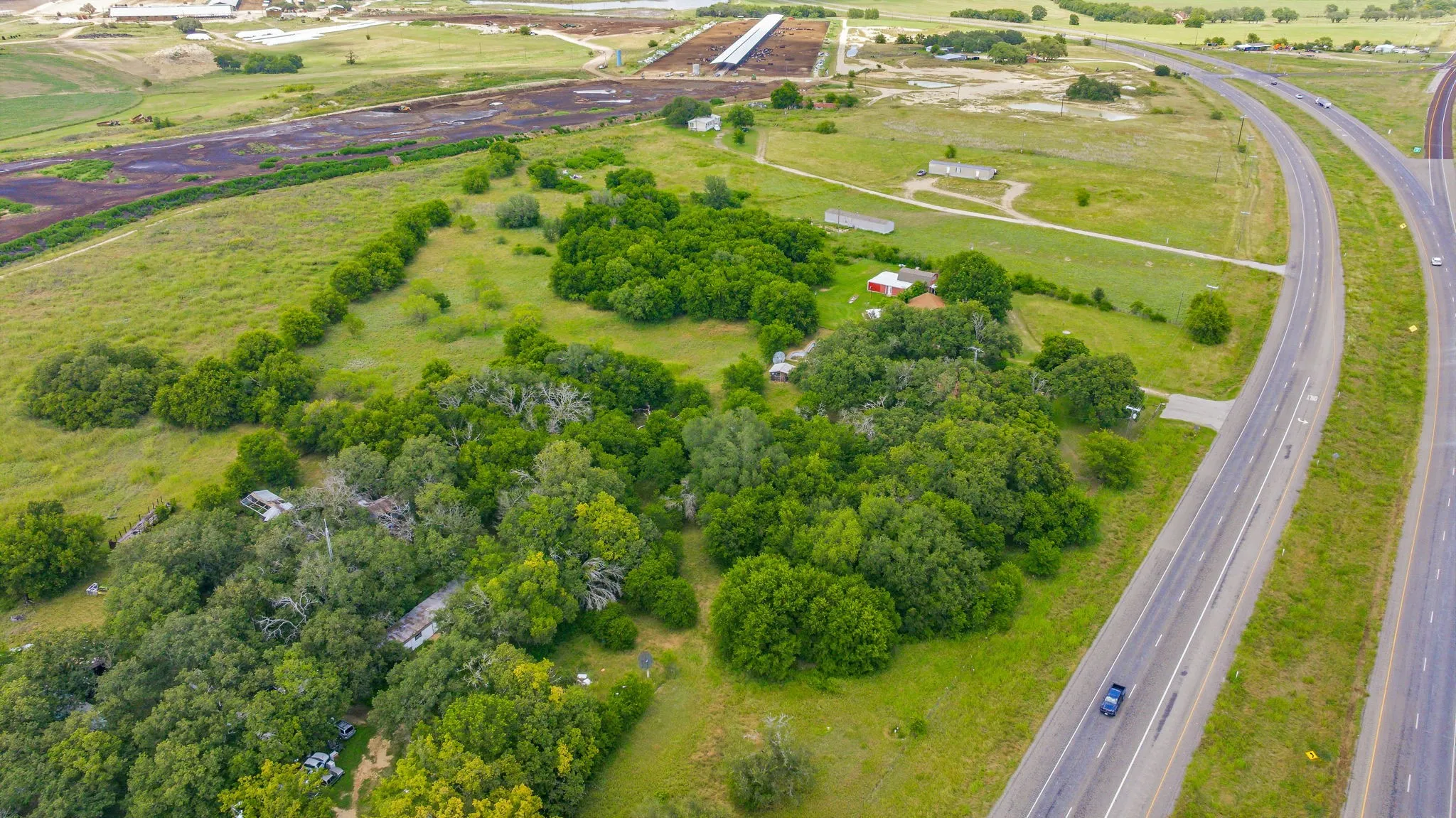 Single Family Residence For Sale in Erath County , 4106 Us-377, Dublin, Texas 76446, 6 Bedroom, 3 Bathroom, Garage spaces, 2,970 Sqft, built in 1983, mls#21298083, Real Estate Agent in Dublin, Homes For Sale in Erath county, Homes For Sale in Dublin, Realtor in Dublin Texas, Real Estate Brokerage Independent Realty Texas, Luminita Cordes Realtor