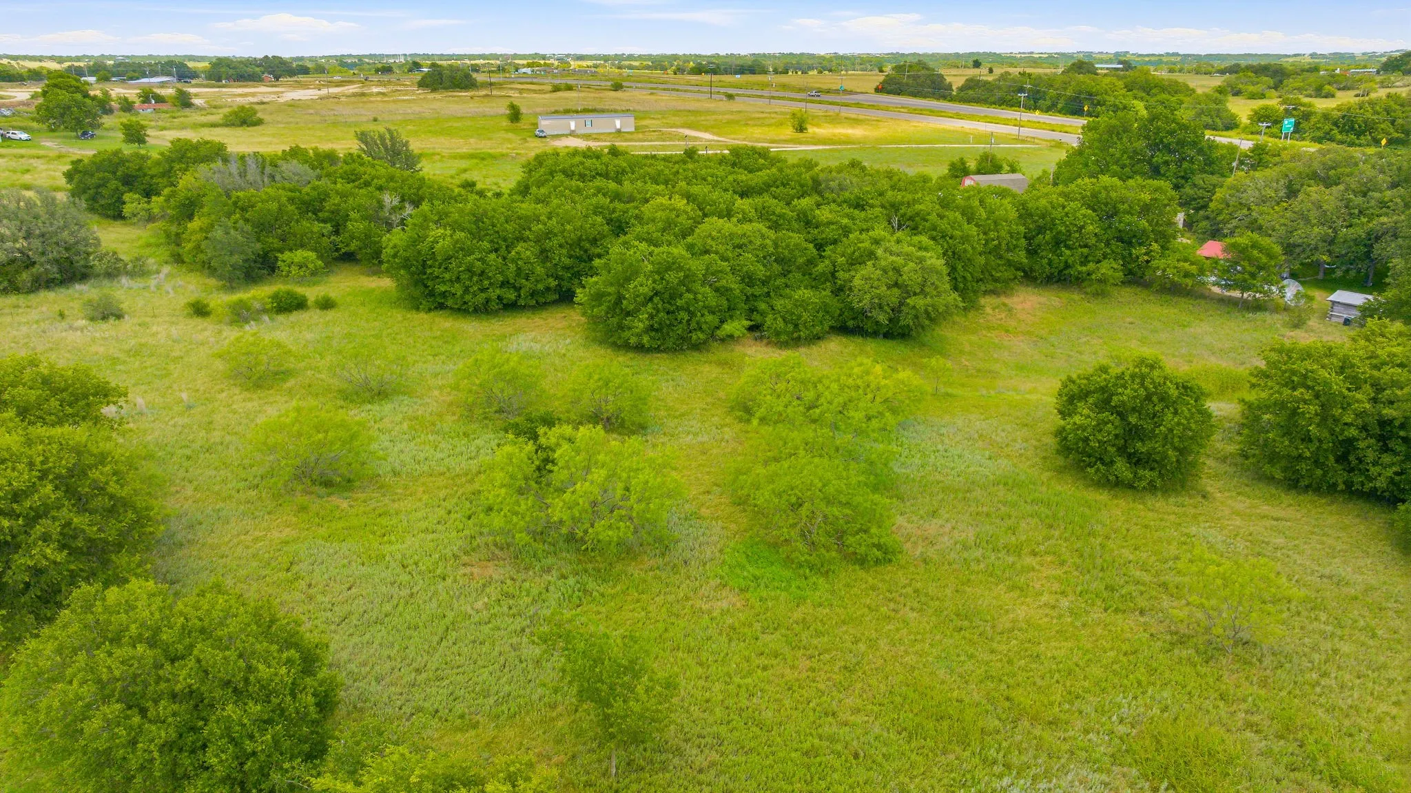 Single Family Residence For Sale in Erath County , 4106 Us-377, Dublin, Texas 76446, 6 Bedroom, 3 Bathroom, Garage spaces, 2,970 Sqft, built in 1983, mls#21298083, Real Estate Agent in Dublin, Homes For Sale in Erath county, Homes For Sale in Dublin, Realtor in Dublin Texas, Real Estate Brokerage Independent Realty Texas, Luminita Cordes Realtor