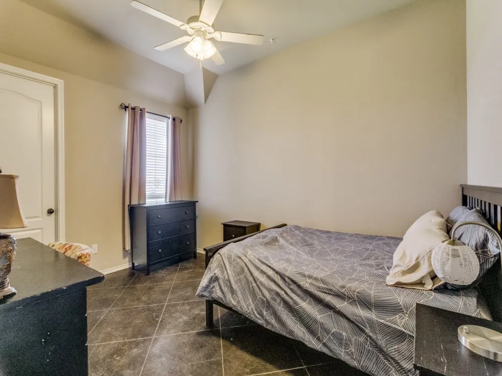 Single Family Residence For Sale in Tarrant County , 5713 Fogata Lane, Fort Worth, Texas 76036, 4 Bedroom, 3 Bathroom, 3 Garage spaces, 2,529 Sqft, built in 2016, mls#21298145, Real Estate Agent in Fort Worth, Homes For Sale in Tarrant county, Homes For Sale in Fort Worth, Realtor in Fort Worth Texas, Real Estate Brokerage Independent Realty Texas, Luminita Cordes Realtor