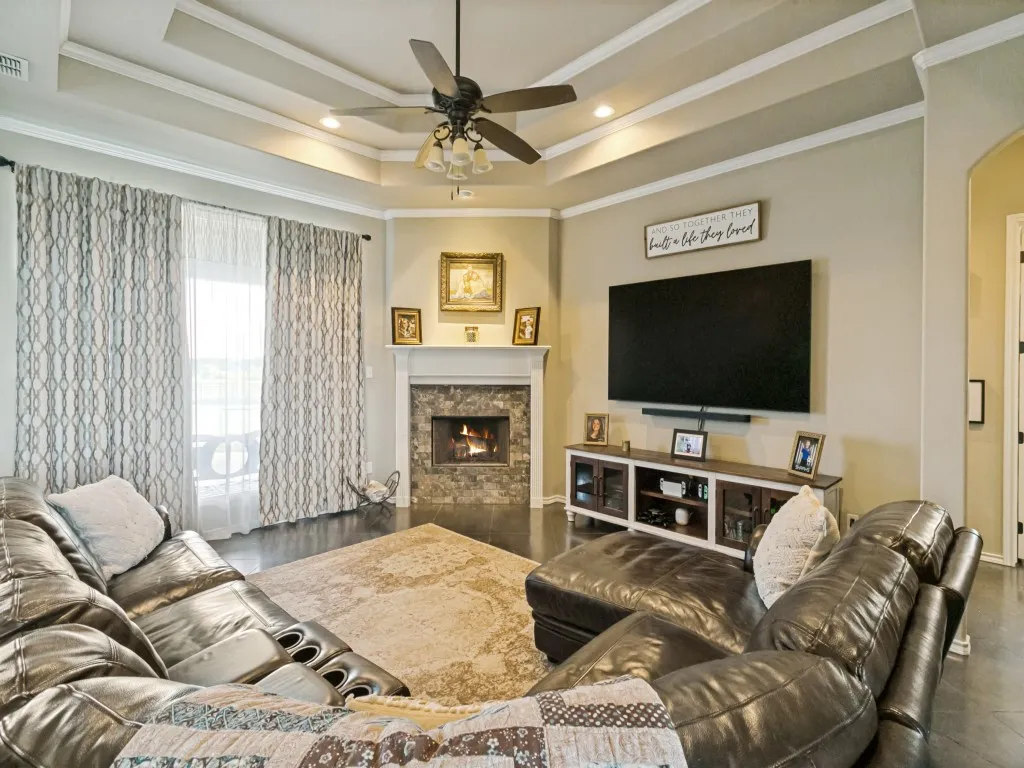 Single Family Residence For Sale in Tarrant County , 5713 Fogata Lane, Fort Worth, Texas 76036, 4 Bedroom, 3 Bathroom, 3 Garage spaces, 2,529 Sqft, built in 2016, mls#21298145, Real Estate Agent in Fort Worth, Homes For Sale in Tarrant county, Homes For Sale in Fort Worth, Realtor in Fort Worth Texas, Real Estate Brokerage Independent Realty Texas, Luminita Cordes Realtor