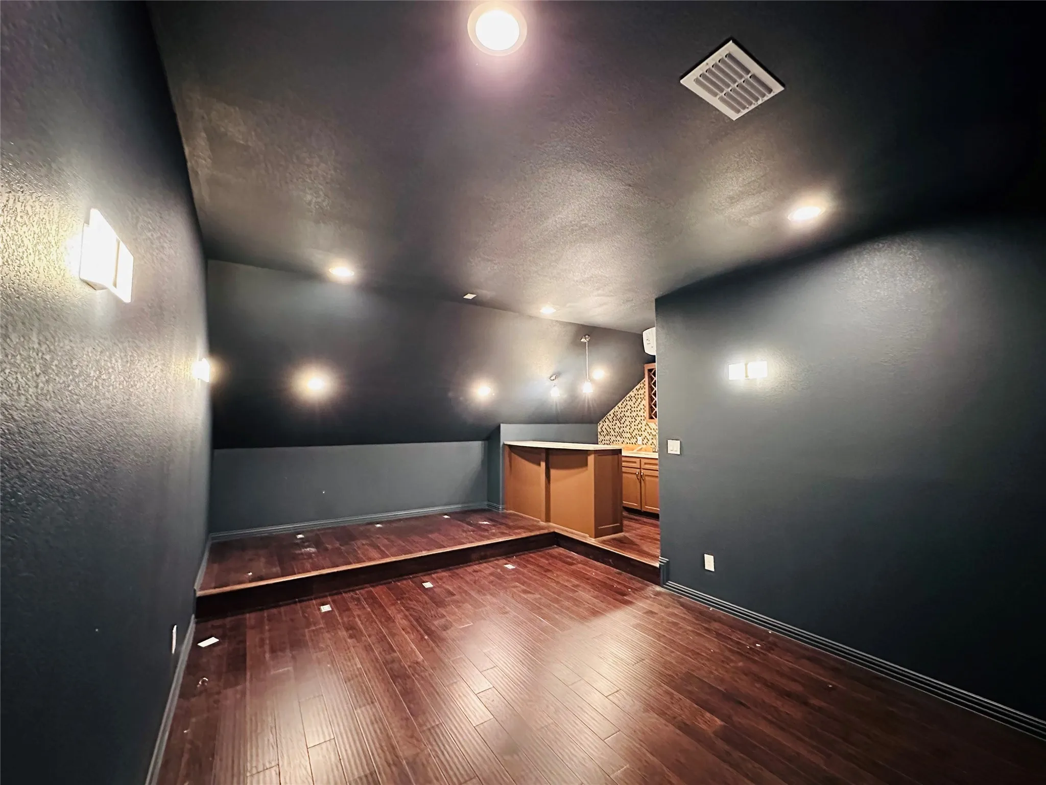 Single Family Residence For Sale in Collin County , 6688 Excelsior Place, Frisco, Texas 75035, 4 Bedroom, 3 Bathroom, 3 Garage spaces, 3,743 Sqft, built in 2012, mls#21292550, Real Estate Agent in Frisco, Homes For Sale in Collin county, Homes For Sale in Frisco, Realtor in Frisco Texas, Real Estate Brokerage Independent Realty Texas, Luminita Cordes Realtor