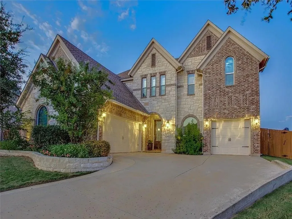 Single Family Residence For Sale in Collin County , 6688 Excelsior Place, Frisco, Texas 75035, 4 Bedroom, 3 Bathroom, 3 Garage spaces, 3,743 Sqft, built in 2012, mls#21292550, Real Estate Agent in Frisco, Homes For Sale in Collin county, Homes For Sale in Frisco, Realtor in Frisco Texas, Real Estate Brokerage Independent Realty Texas, Luminita Cordes Realtor