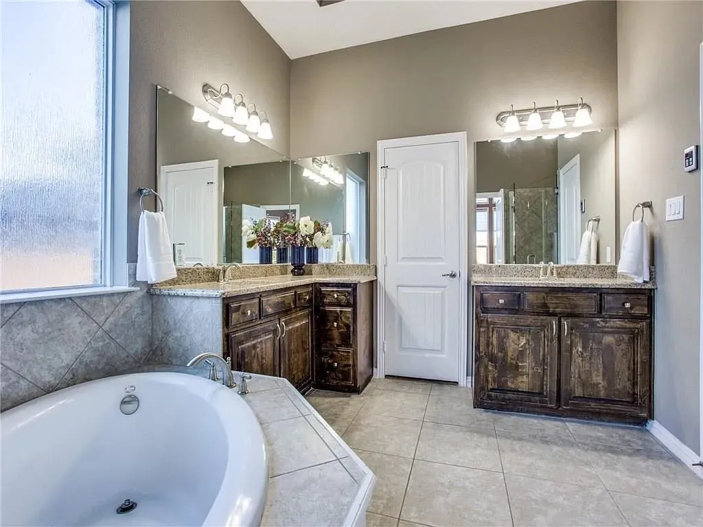 Single Family Residence For Sale in Collin County , 6688 Excelsior Place, Frisco, Texas 75035, 4 Bedroom, 3 Bathroom, 3 Garage spaces, 3,743 Sqft, built in 2012, mls#21292550, Real Estate Agent in Frisco, Homes For Sale in Collin county, Homes For Sale in Frisco, Realtor in Frisco Texas, Real Estate Brokerage Independent Realty Texas, Luminita Cordes Realtor