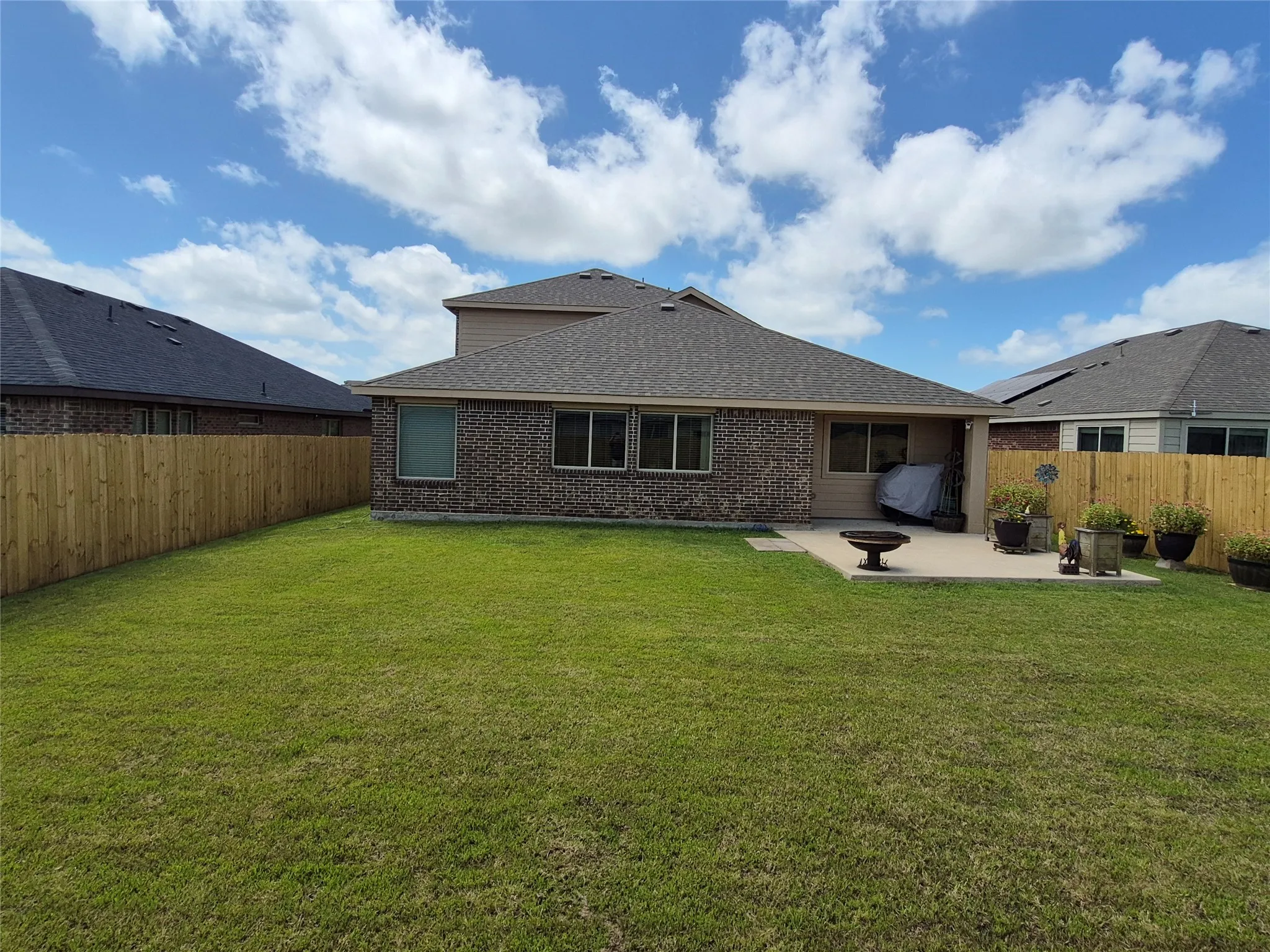 Single Family Residence For Sale in Kaufman County , 3104 Buckthorn Street, Forney, Texas 75126, 4 Bedroom, 3 Bathroom, 2 Garage spaces, 2,505 Sqft, built in 2016, Price $269,000, mls#21297784, Real Estate Agent in Forney, Homes For Sale in Kaufman county, Homes For Sale in Forney, Realtor in Forney Texas, Real Estate Brokerage Independent Realty Texas, Luminita Cordes Realtor