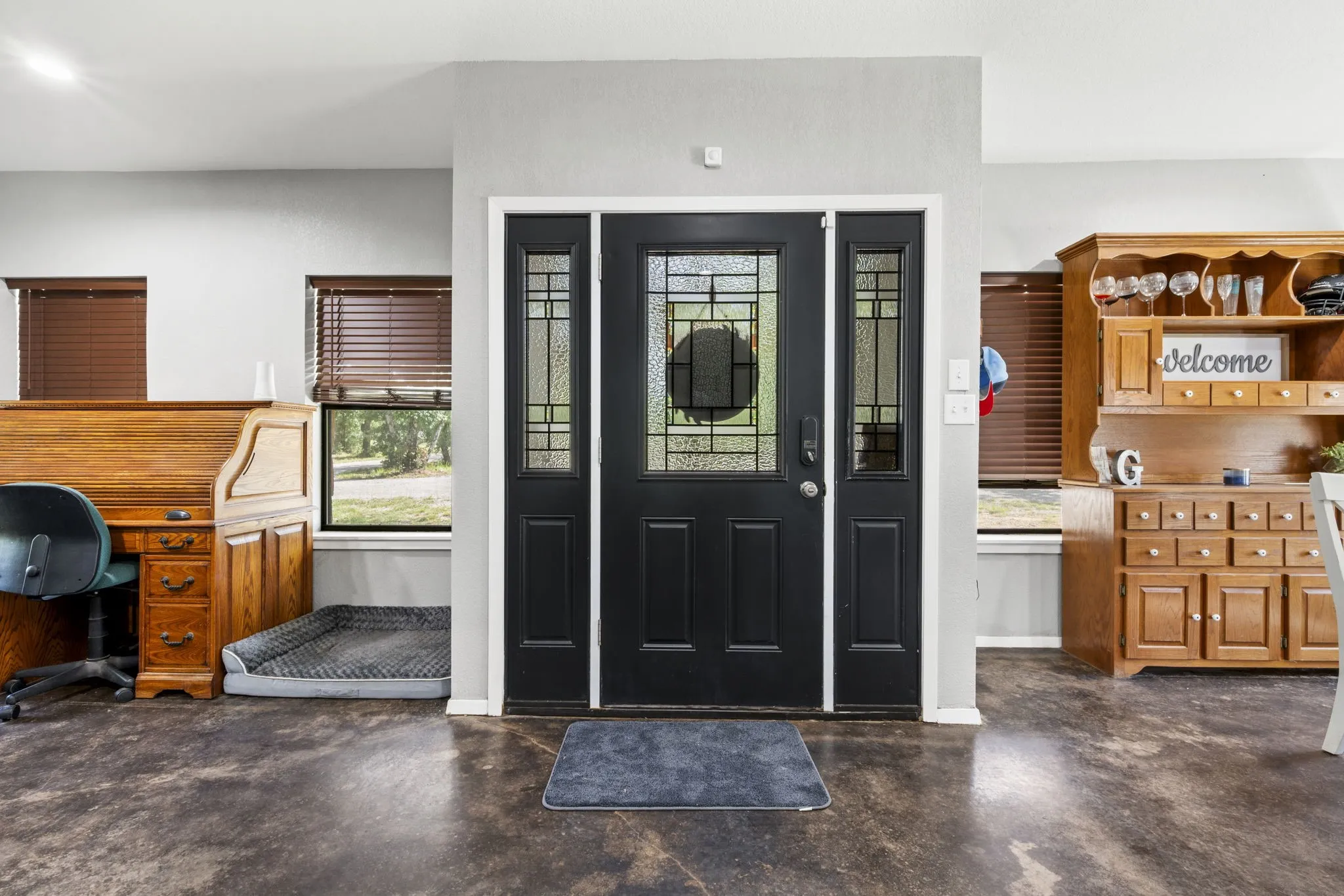 Single Family Residence For Sale in Palo Pinto County , 146 Julie Drive, Mineral Wells, Texas 76067, 3 Bedroom, 3 Bathroom, Garage spaces, 2,452 Sqft, built in 2020, mls#21297366, Real Estate Agent in Mineral Wells, Homes For Sale in Palo Pinto county, Homes For Sale in Mineral Wells, Realtor in Mineral Wells Texas, Real Estate Brokerage Independent Realty Texas, Luminita Cordes Realtor