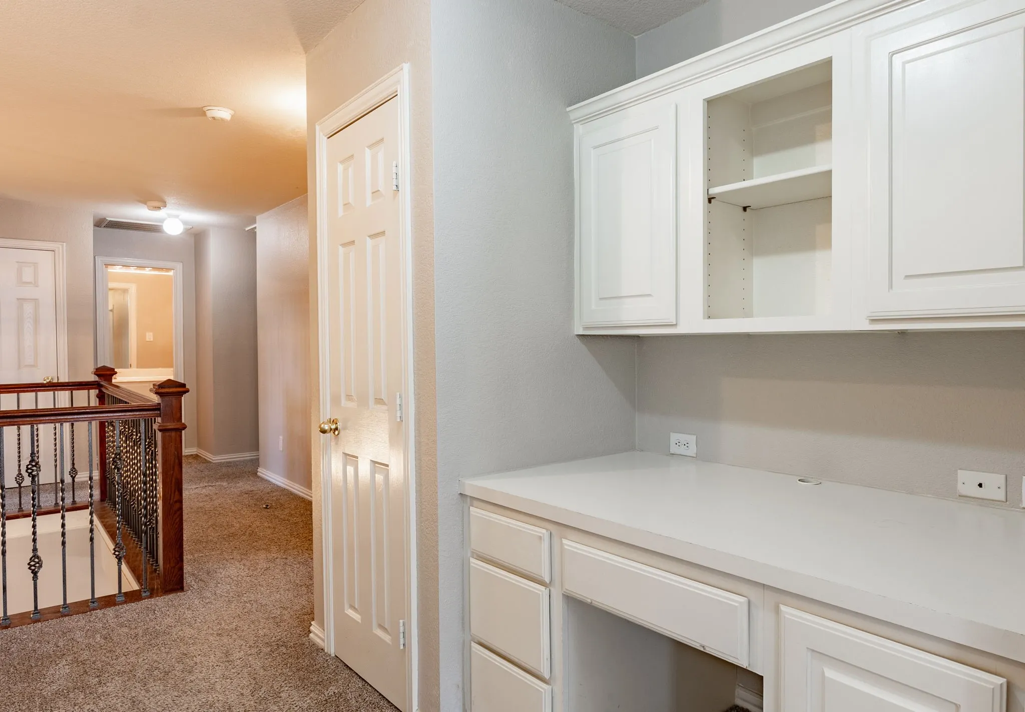 Single Family Residence For Rent in Dallas County , 1100 Cedar Valley Drive, Irving, Texas 75063, 4 Bedroom, 3 Bathroom, 2 Garage spaces, 3,168 Sqft, built in 2004, mls#21298169, Real Estate Agent in Irving, Homes For Rent in Dallas county, Homes For Rent in Irving, Realtor in Irving Texas, Real Estate Brokerage Independent Realty Texas, Luminita Cordes Realtor