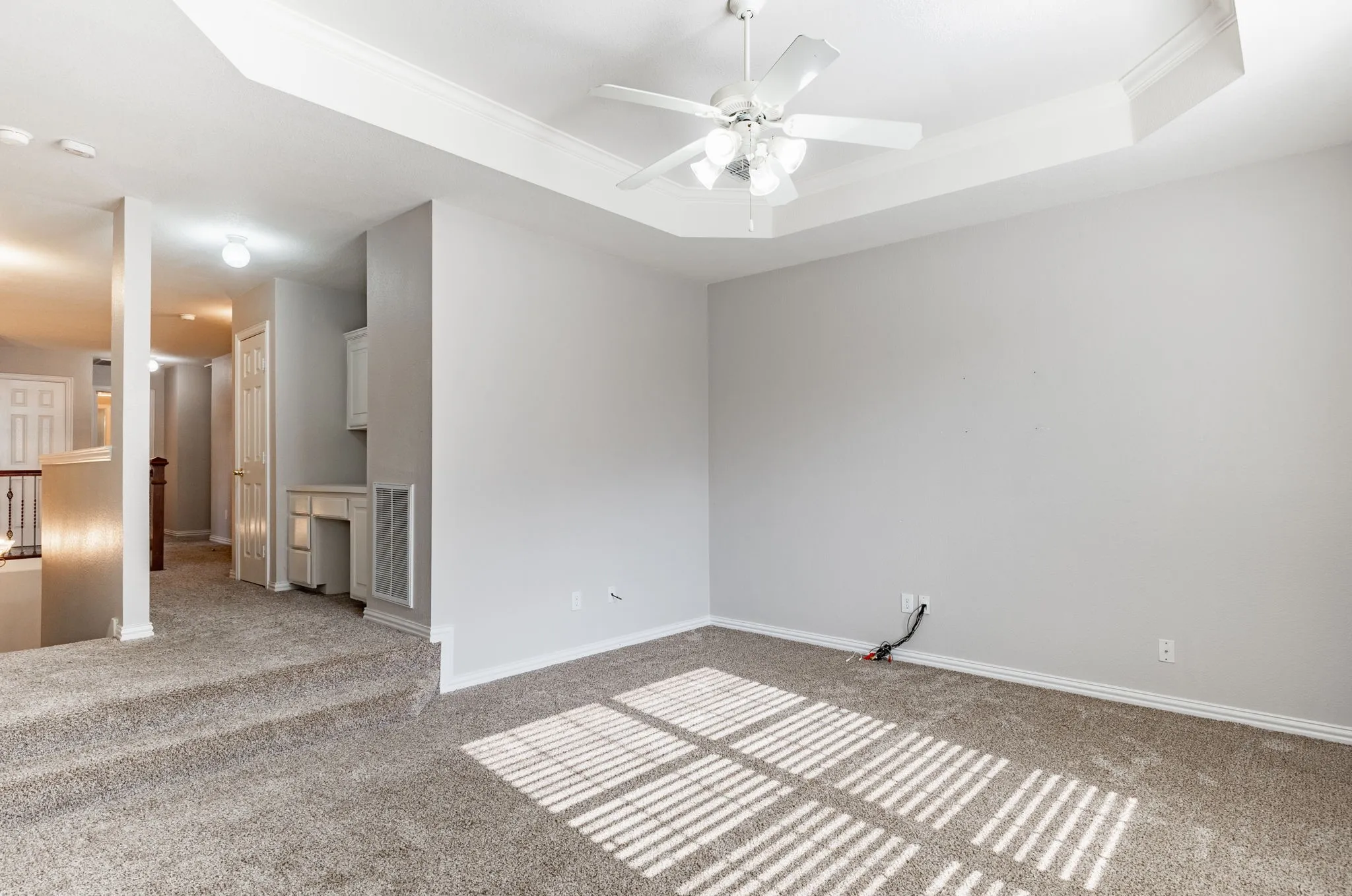 Single Family Residence For Rent in Dallas County , 1100 Cedar Valley Drive, Irving, Texas 75063, 4 Bedroom, 3 Bathroom, 2 Garage spaces, 3,168 Sqft, built in 2004, mls#21298169, Real Estate Agent in Irving, Homes For Rent in Dallas county, Homes For Rent in Irving, Realtor in Irving Texas, Real Estate Brokerage Independent Realty Texas, Luminita Cordes Realtor