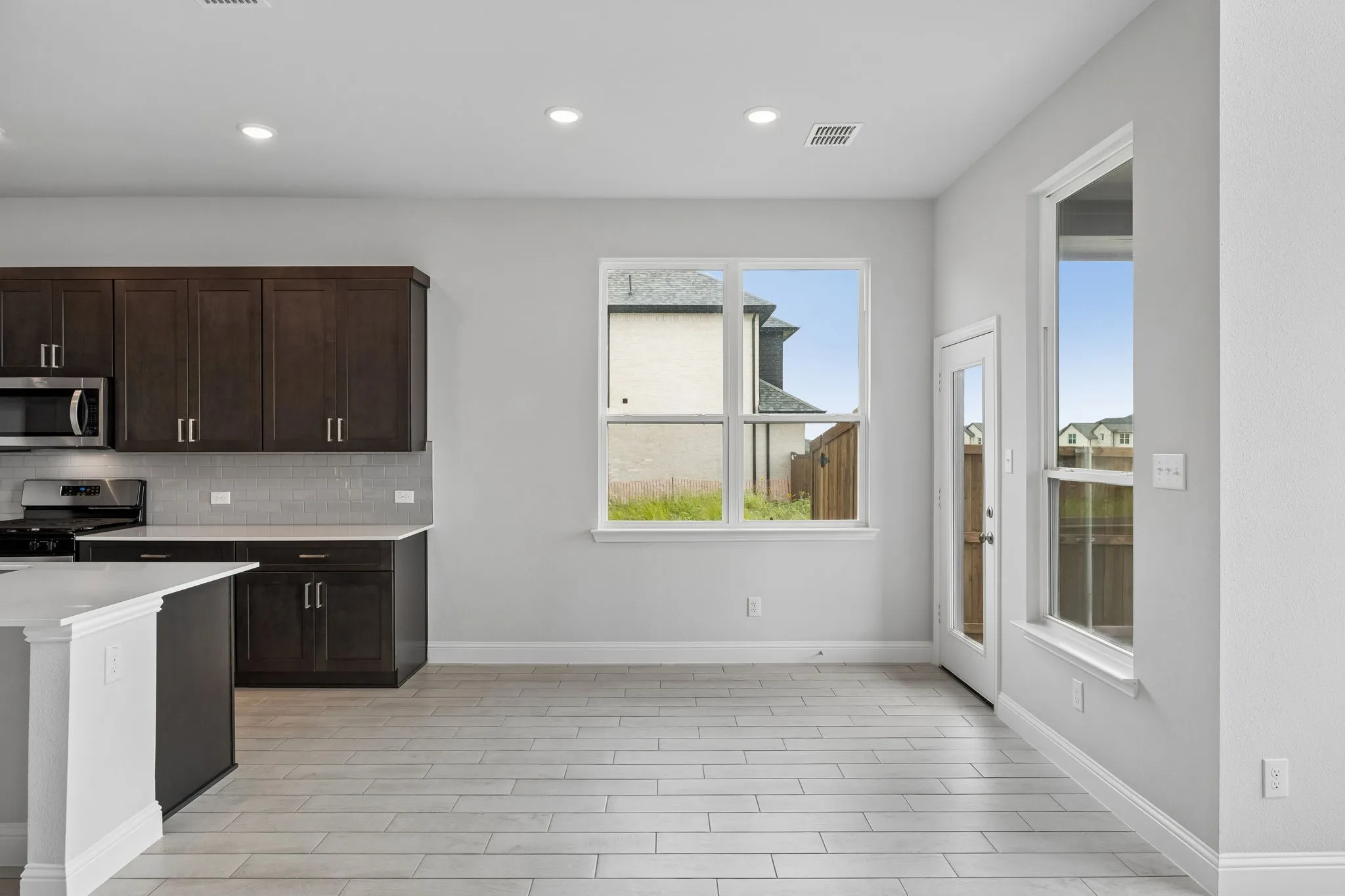 Single Family Residence For Sale in Collin County , 424 Amalfi Way, Weston, Texas 75009, 3 Bedroom, 4 Bathroom, 2 Garage spaces, 3,492 Sqft, built in 2025, mls#21298206, Real Estate Agent in Weston, Homes For Sale in Collin county, Homes For Sale in Weston, Realtor in Weston Texas, Real Estate Brokerage Independent Realty Texas, Luminita Cordes Realtor