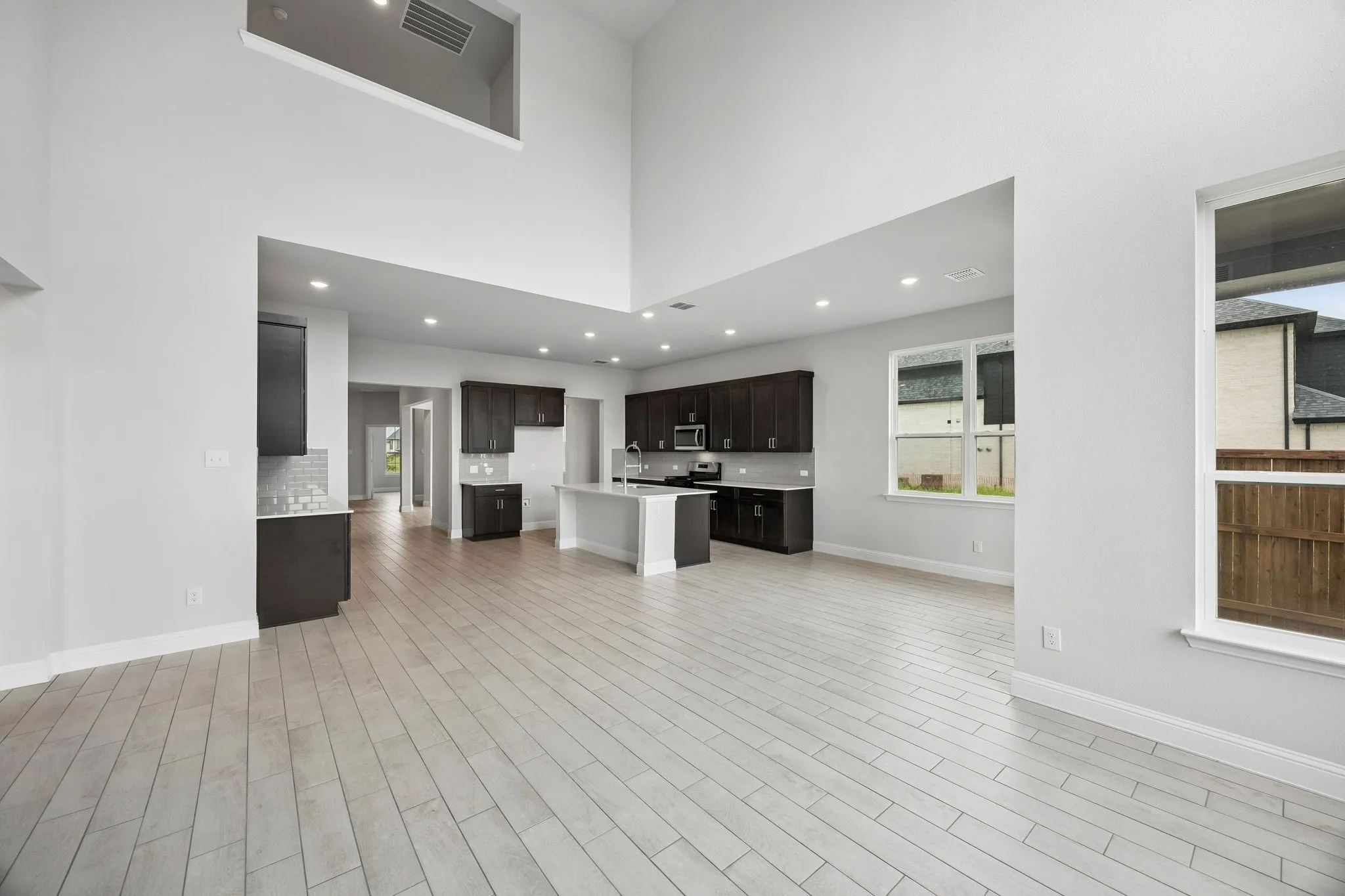 Single Family Residence For Sale in Collin County , 424 Amalfi Way, Weston, Texas 75009, 3 Bedroom, 4 Bathroom, 2 Garage spaces, 3,492 Sqft, built in 2025, mls#21298206, Real Estate Agent in Weston, Homes For Sale in Collin county, Homes For Sale in Weston, Realtor in Weston Texas, Real Estate Brokerage Independent Realty Texas, Luminita Cordes Realtor