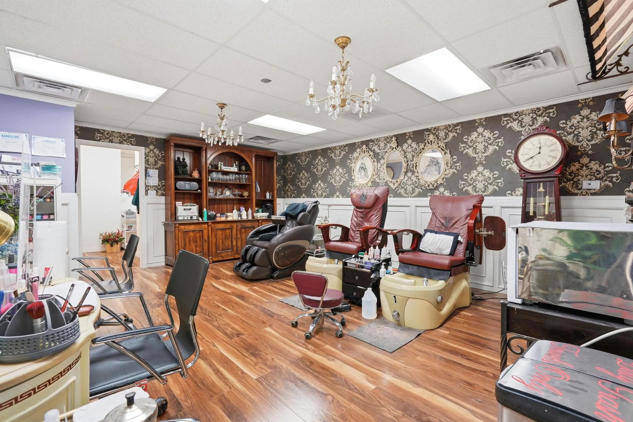 Office For Sale in Jones County , 110 S Swenson Street, Stamford, Texas 79553, 0, 0, Garage spaces, 0 Sqft, built in 1920, mls#21297591, Real Estate Agent in Stamford, Homes For Sale in Jones county, Homes For Sale in Stamford, Realtor in Stamford Texas, Real Estate Brokerage Independent Realty Texas, Luminita Cordes Realtor