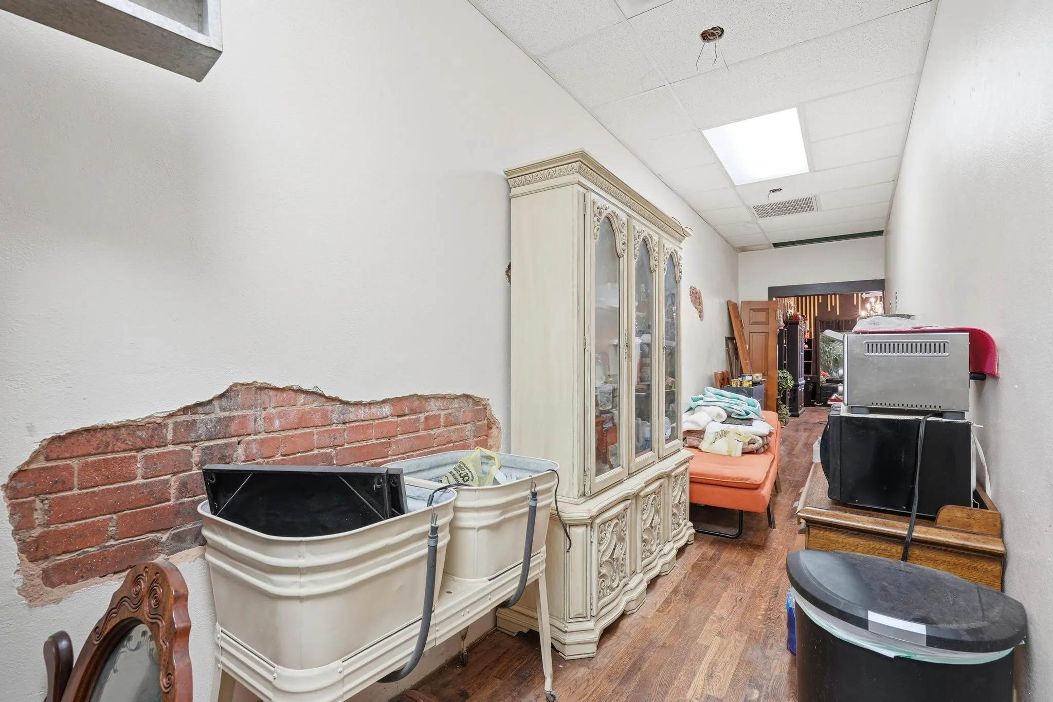 Office For Sale in Jones County , 110 S Swenson Street, Stamford, Texas 79553, 0, 0, Garage spaces, 0 Sqft, built in 1920, mls#21297591, Real Estate Agent in Stamford, Homes For Sale in Jones county, Homes For Sale in Stamford, Realtor in Stamford Texas, Real Estate Brokerage Independent Realty Texas, Luminita Cordes Realtor