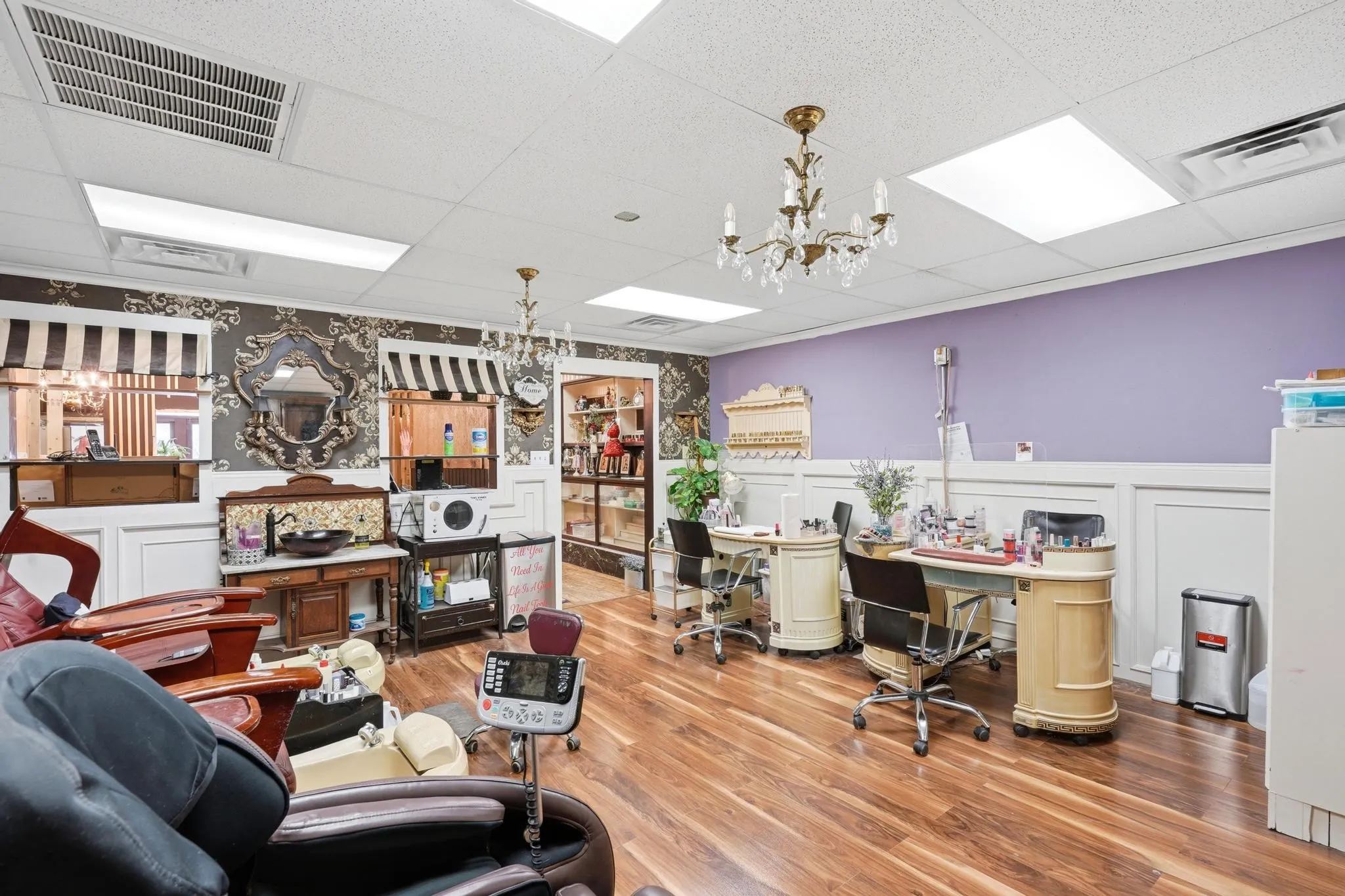 Office For Sale in Jones County , 110 S Swenson Street, Stamford, Texas 79553, 0, 0, Garage spaces, 0 Sqft, built in 1920, mls#21297591, Real Estate Agent in Stamford, Homes For Sale in Jones county, Homes For Sale in Stamford, Realtor in Stamford Texas, Real Estate Brokerage Independent Realty Texas, Luminita Cordes Realtor