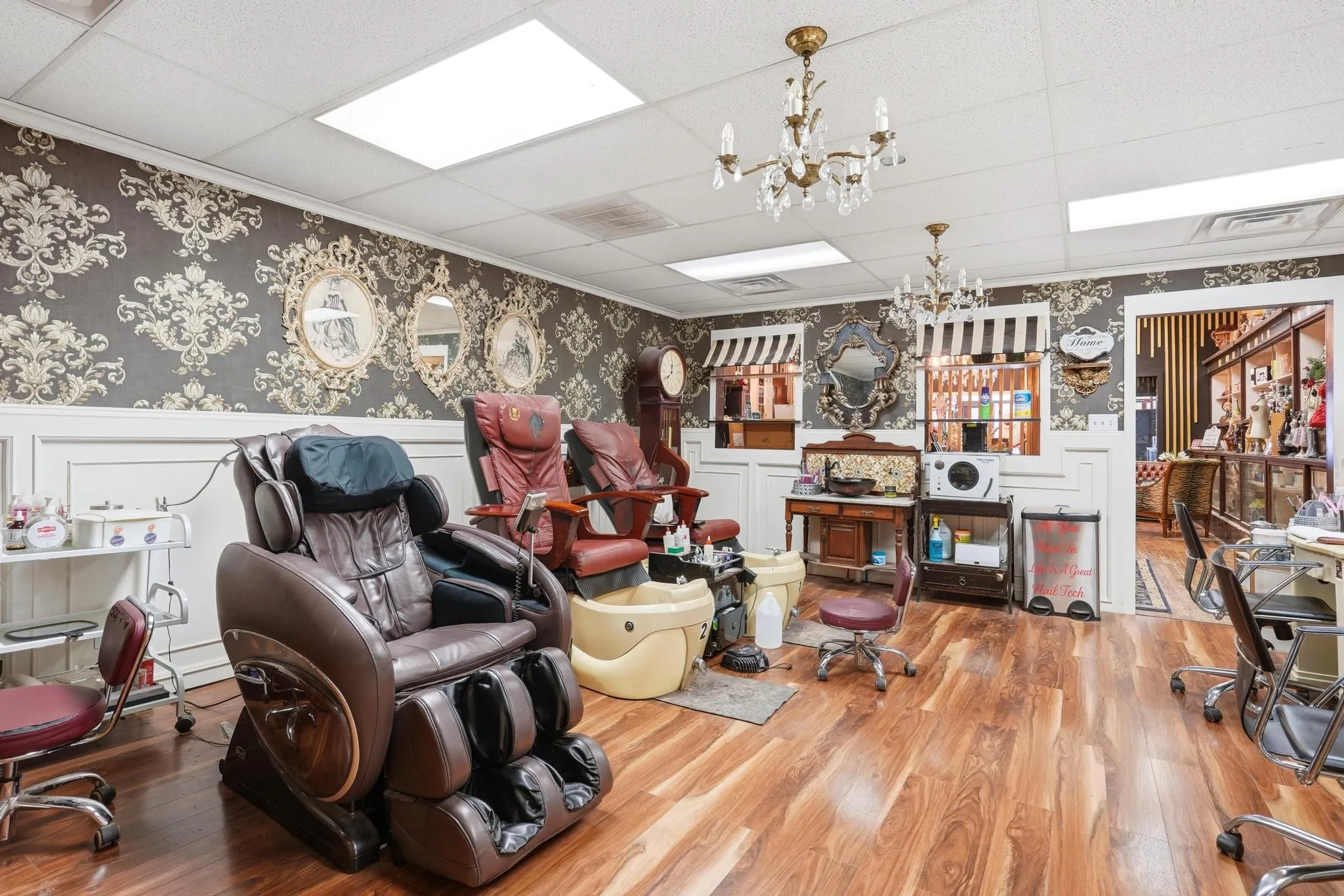 Office For Sale in Jones County , 110 S Swenson Street, Stamford, Texas 79553, 0, 0, Garage spaces, 0 Sqft, built in 1920, mls#21297591, Real Estate Agent in Stamford, Homes For Sale in Jones county, Homes For Sale in Stamford, Realtor in Stamford Texas, Real Estate Brokerage Independent Realty Texas, Luminita Cordes Realtor
