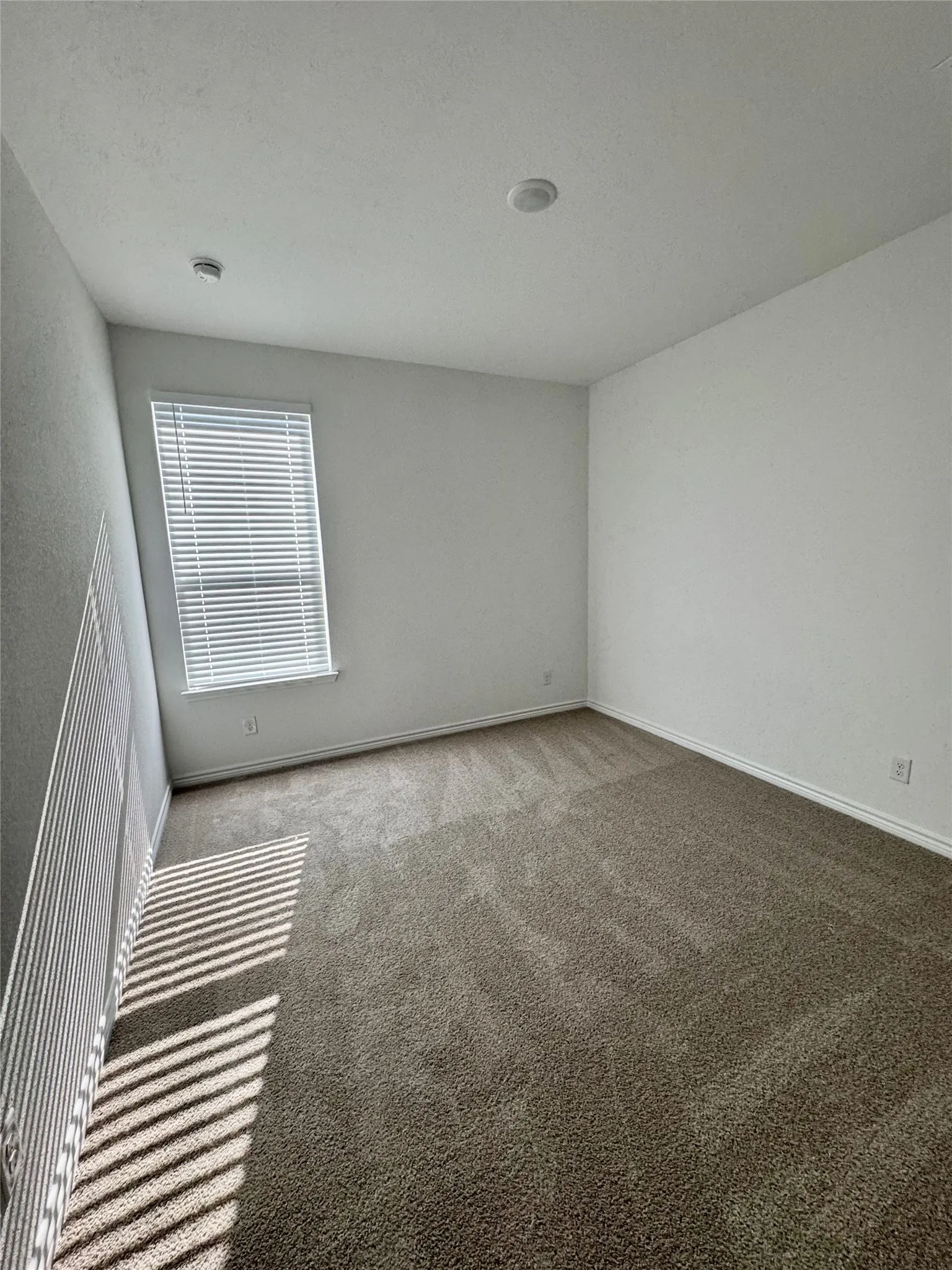 Single Family Residence For Rent in Denton County , 504 Saddle Lane, Denton, Texas 76205, 4 Bedroom, 3 Bathroom, 1 Garage spaces, 2,023 Sqft, built in 2024, mls#21298213, Real Estate Agent in Denton, Homes For Rent in Denton county, Homes For Rent in Denton, Realtor in Denton Texas, Real Estate Brokerage Independent Realty Texas, Luminita Cordes Realtor