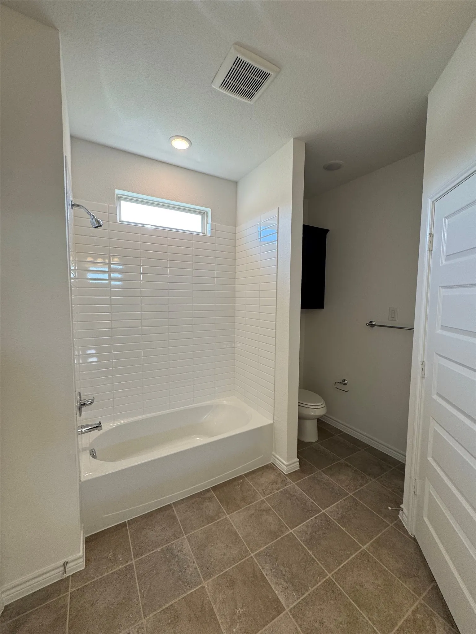 Single Family Residence For Rent in Denton County , 504 Saddle Lane, Denton, Texas 76205, 4 Bedroom, 3 Bathroom, 1 Garage spaces, 2,023 Sqft, built in 2024, mls#21298213, Real Estate Agent in Denton, Homes For Rent in Denton county, Homes For Rent in Denton, Realtor in Denton Texas, Real Estate Brokerage Independent Realty Texas, Luminita Cordes Realtor