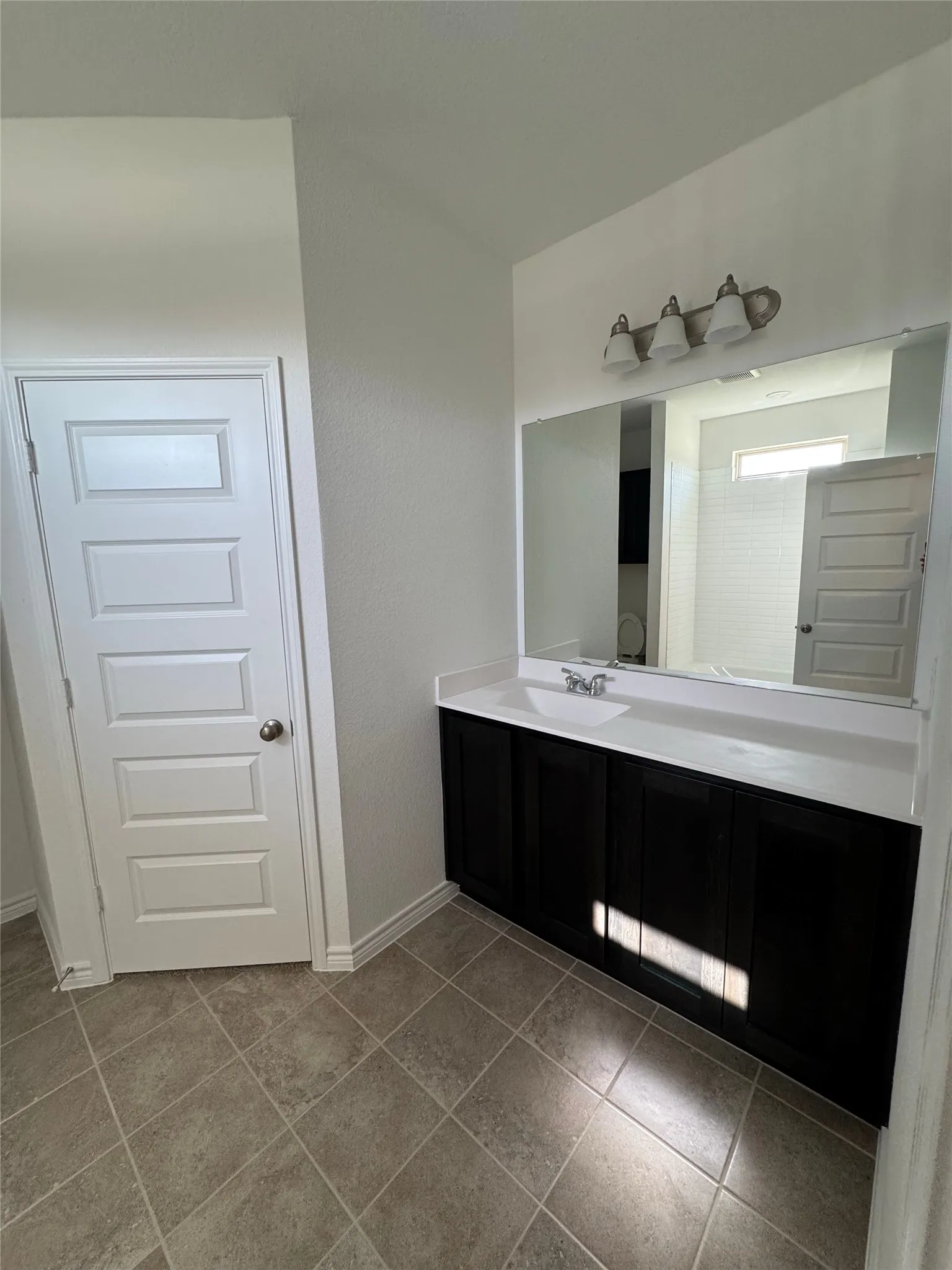 Single Family Residence For Rent in Denton County , 504 Saddle Lane, Denton, Texas 76205, 4 Bedroom, 3 Bathroom, 1 Garage spaces, 2,023 Sqft, built in 2024, mls#21298213, Real Estate Agent in Denton, Homes For Rent in Denton county, Homes For Rent in Denton, Realtor in Denton Texas, Real Estate Brokerage Independent Realty Texas, Luminita Cordes Realtor