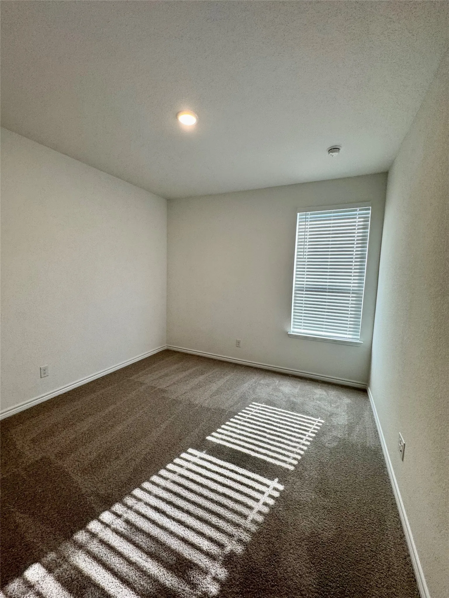 Single Family Residence For Rent in Denton County , 504 Saddle Lane, Denton, Texas 76205, 4 Bedroom, 3 Bathroom, 1 Garage spaces, 2,023 Sqft, built in 2024, mls#21298213, Real Estate Agent in Denton, Homes For Rent in Denton county, Homes For Rent in Denton, Realtor in Denton Texas, Real Estate Brokerage Independent Realty Texas, Luminita Cordes Realtor